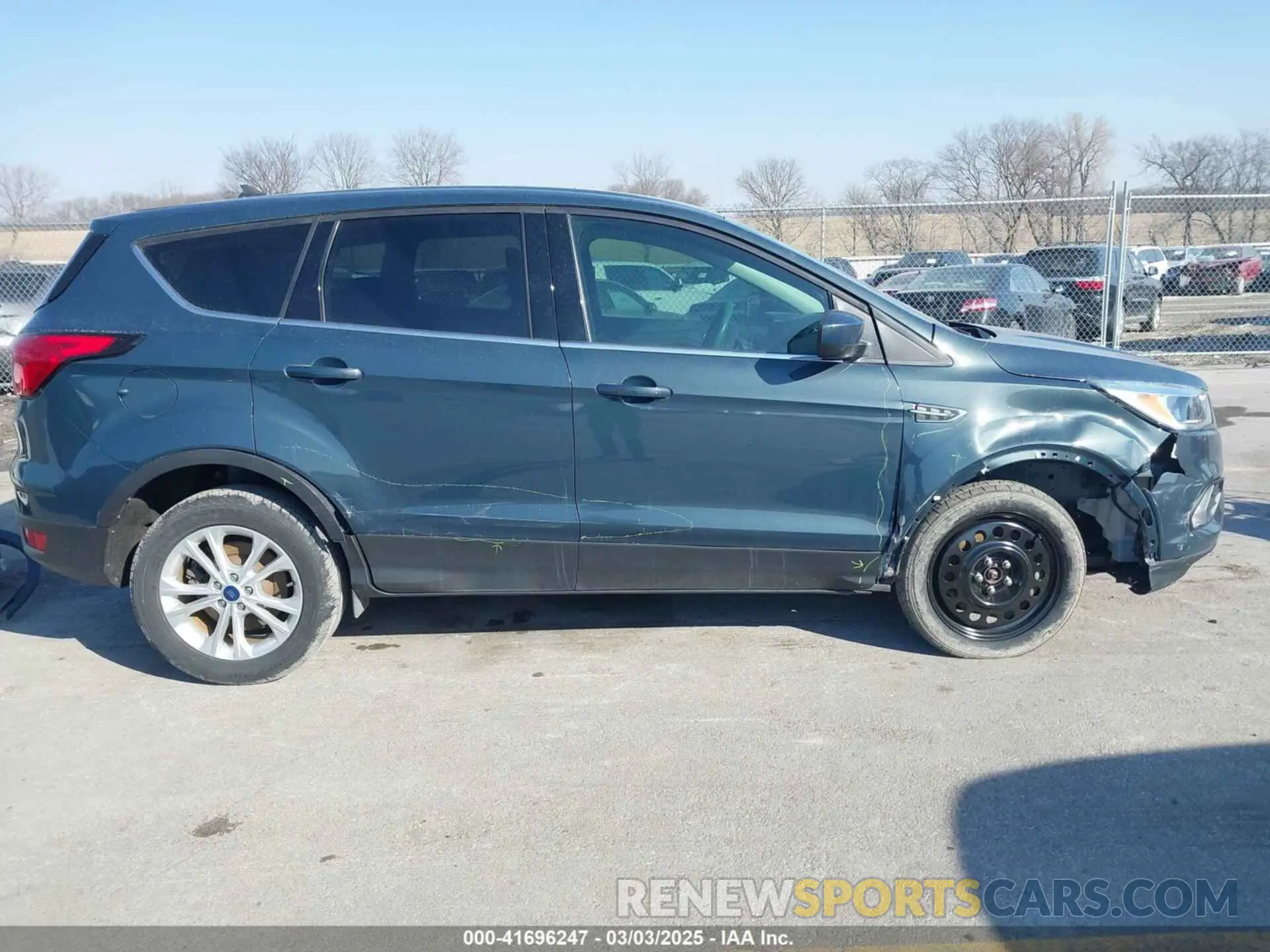 13 Фотография поврежденного автомобиля 1FMCU9GD9KUB14228 FORD ESCAPE 2019