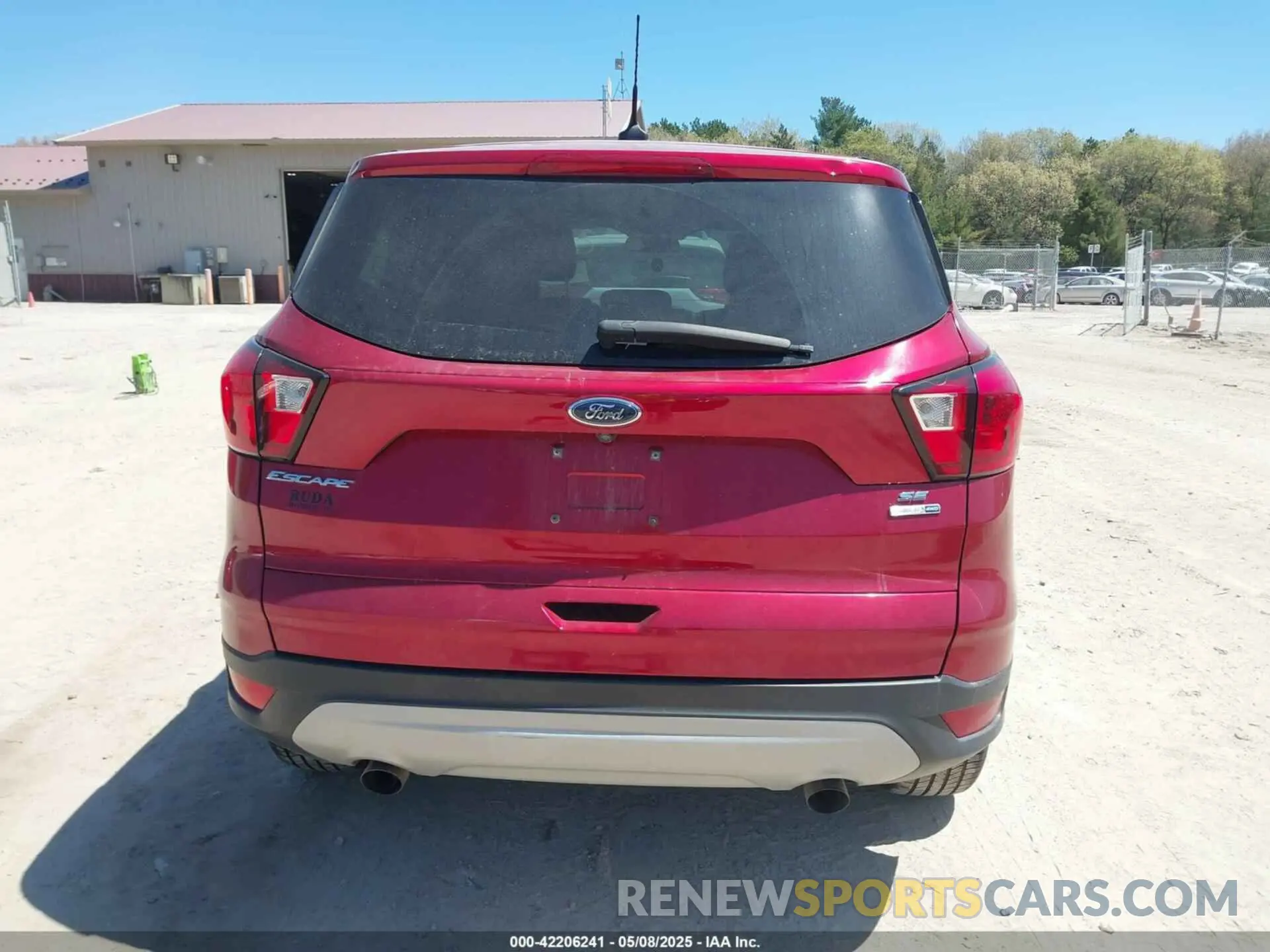 17 Фотография поврежденного автомобиля 1FMCU9GD9KUB22426 FORD ESCAPE 2019