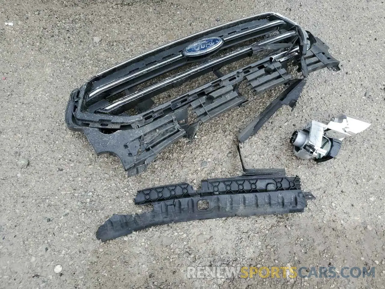 13 Фотография поврежденного автомобиля 1FMCU9GD9KUB99166 FORD ESCAPE 2019