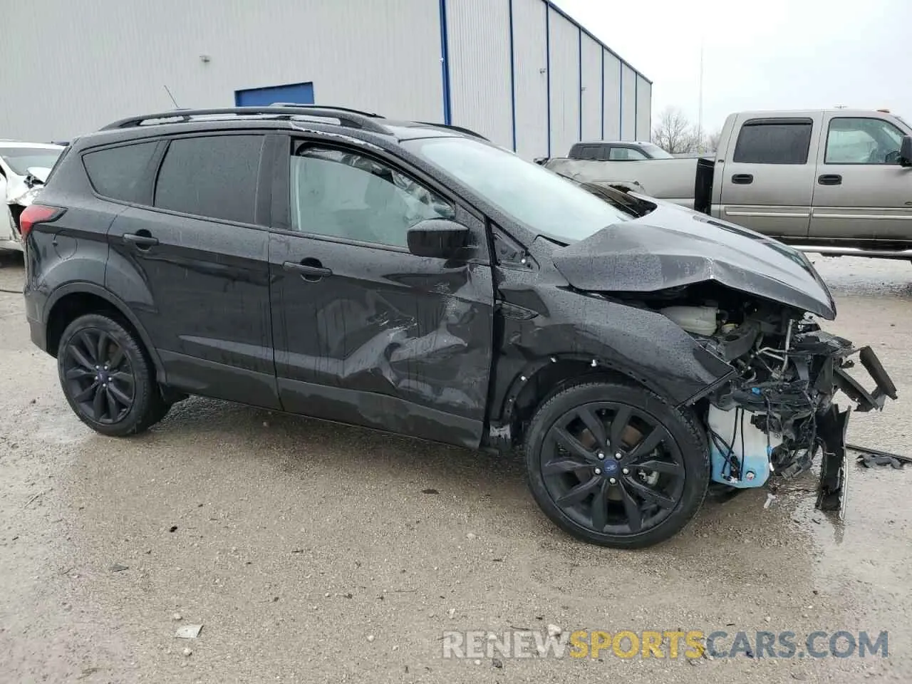 4 Фотография поврежденного автомобиля 1FMCU9GD9KUB99166 FORD ESCAPE 2019
