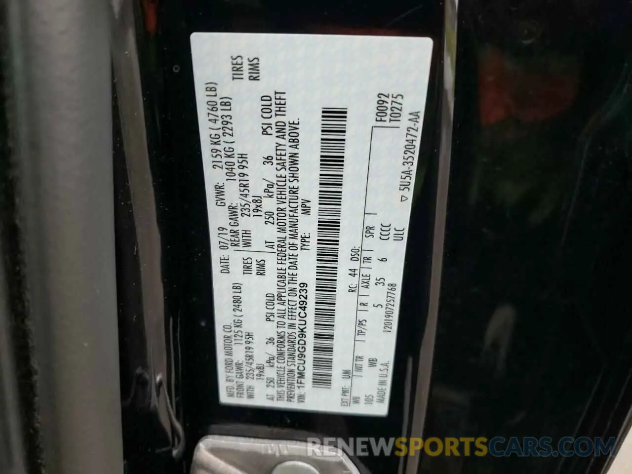 16 Photograph of a damaged car 1FMCU9GD9KUC49239 FORD ESCAPE 2019