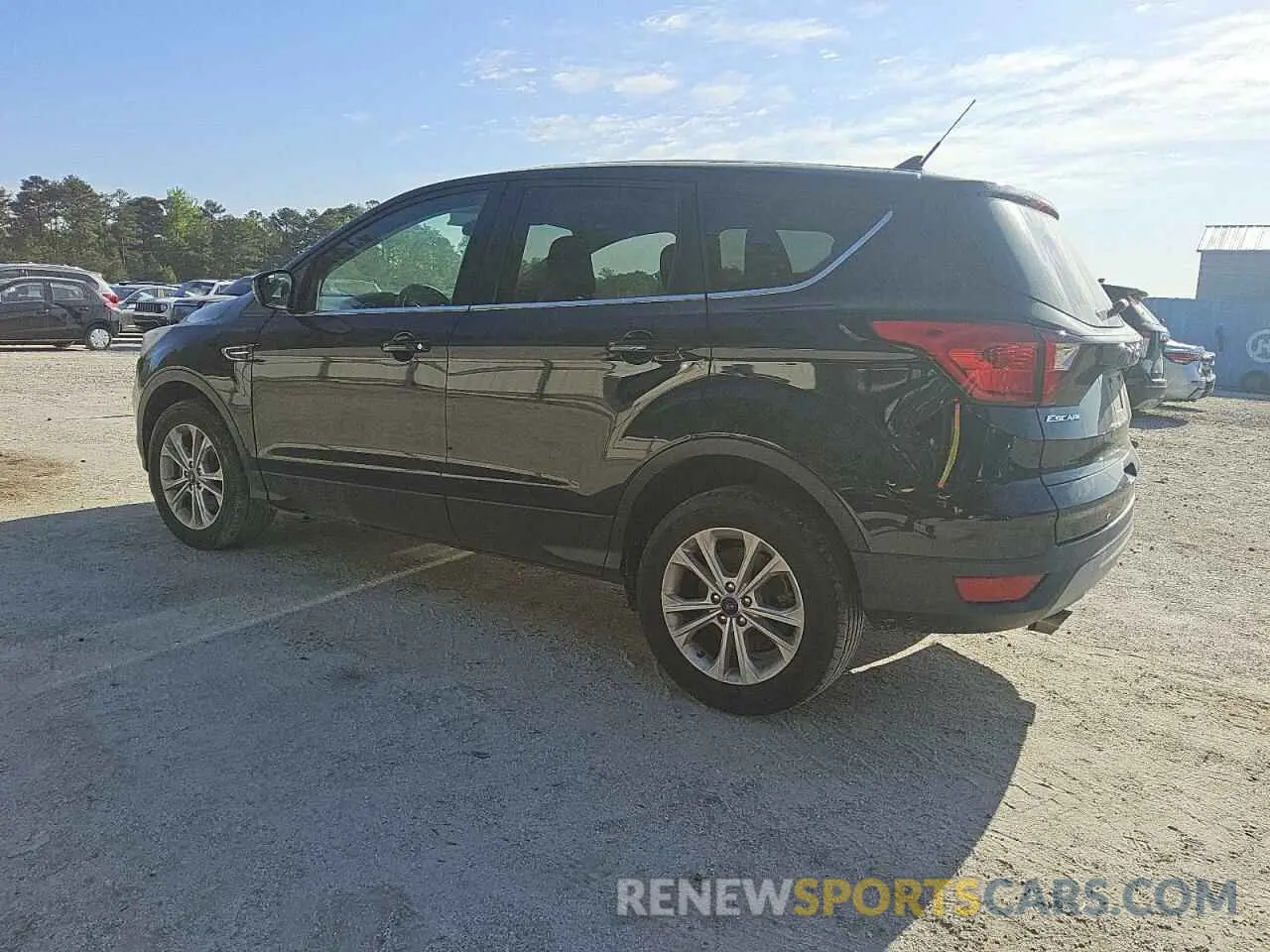 2 Фотография поврежденного автомобиля 1FMCU9GDXKUA27731 FORD ESCAPE 2019