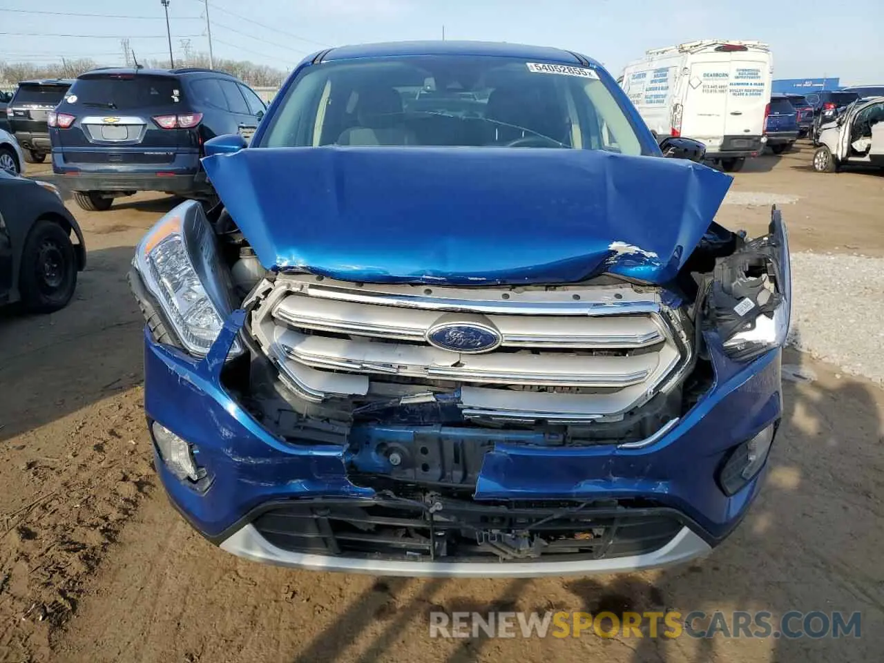 5 Photograph of a damaged car 1FMCU9GDXKUB24265 FORD ESCAPE 2019