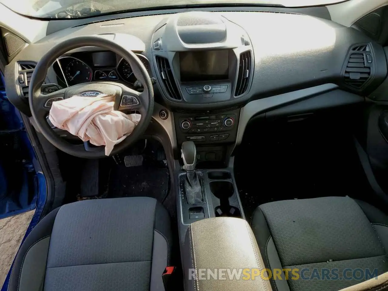 8 Photograph of a damaged car 1FMCU9GDXKUB24265 FORD ESCAPE 2019