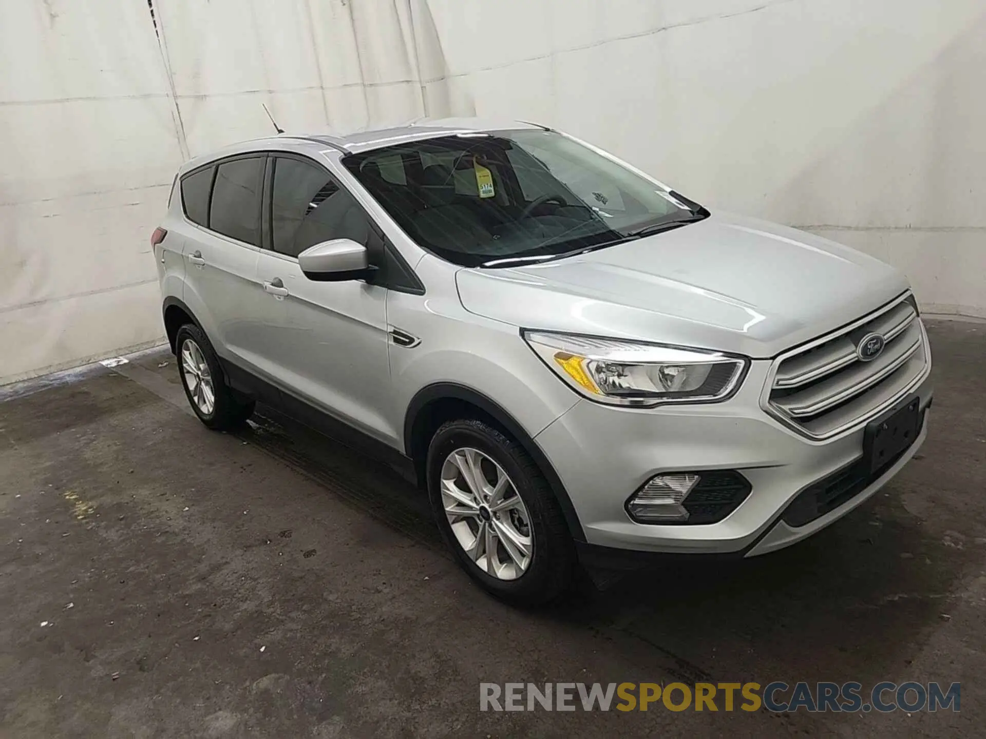 9 Фотография поврежденного автомобиля 1FMCU9GDXKUB27277 FORD ESCAPE 2019