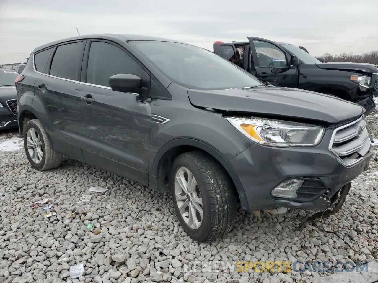 4 Photograph of a damaged car 1FMCU9GDXKUB46993 FORD ESCAPE 2019
