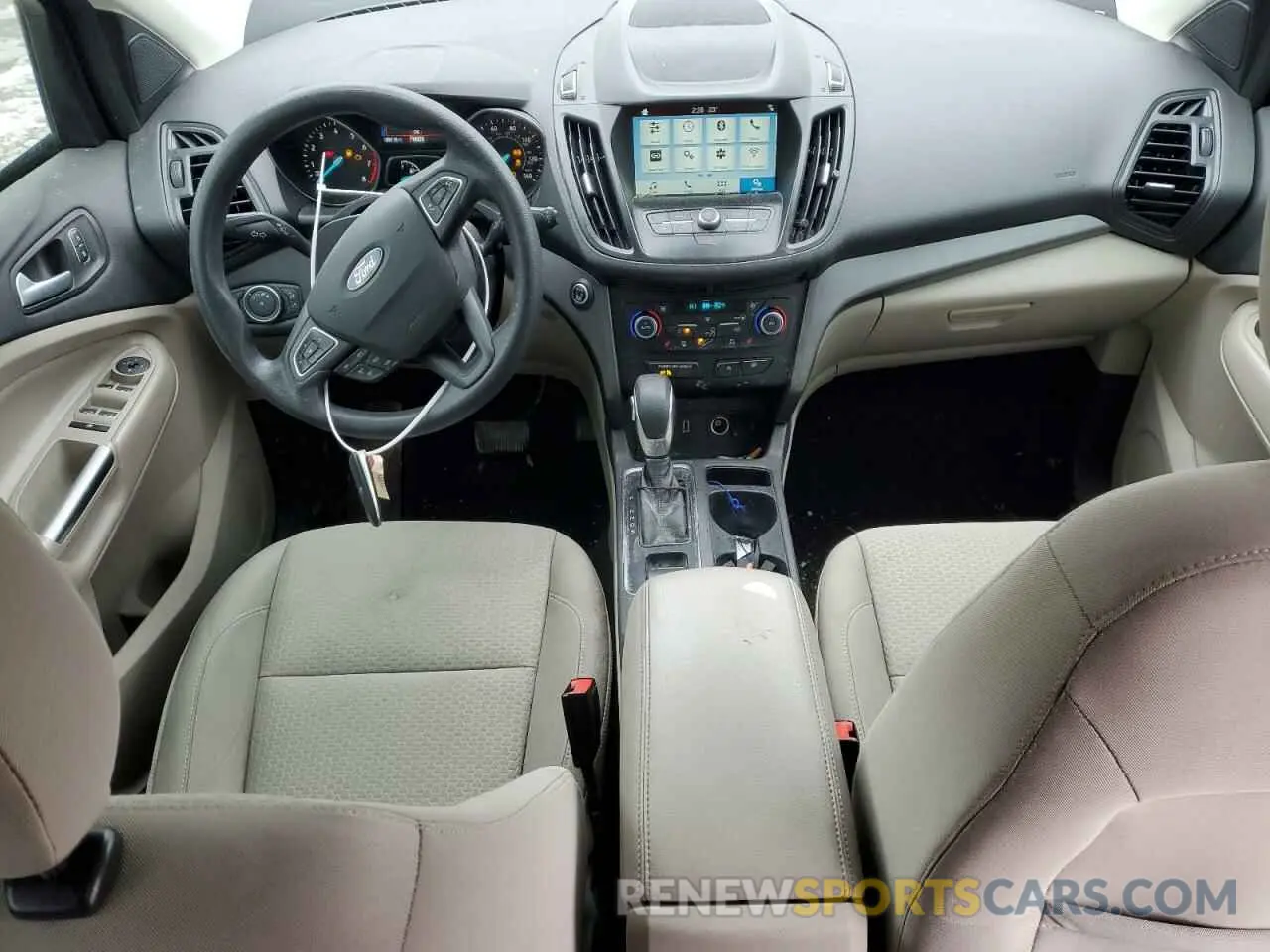 8 Photograph of a damaged car 1FMCU9GDXKUB46993 FORD ESCAPE 2019