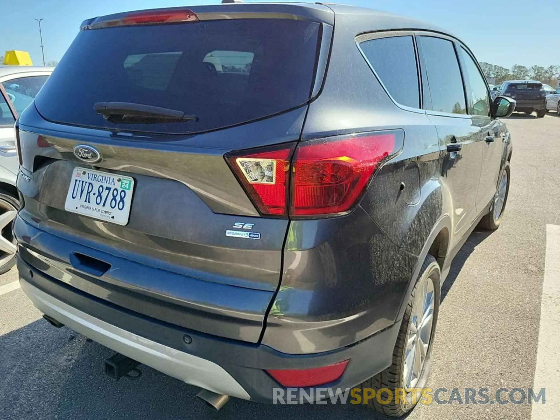 26 Photograph of a damaged car 1FMCU9GDXKUB75412 FORD ESCAPE 2019