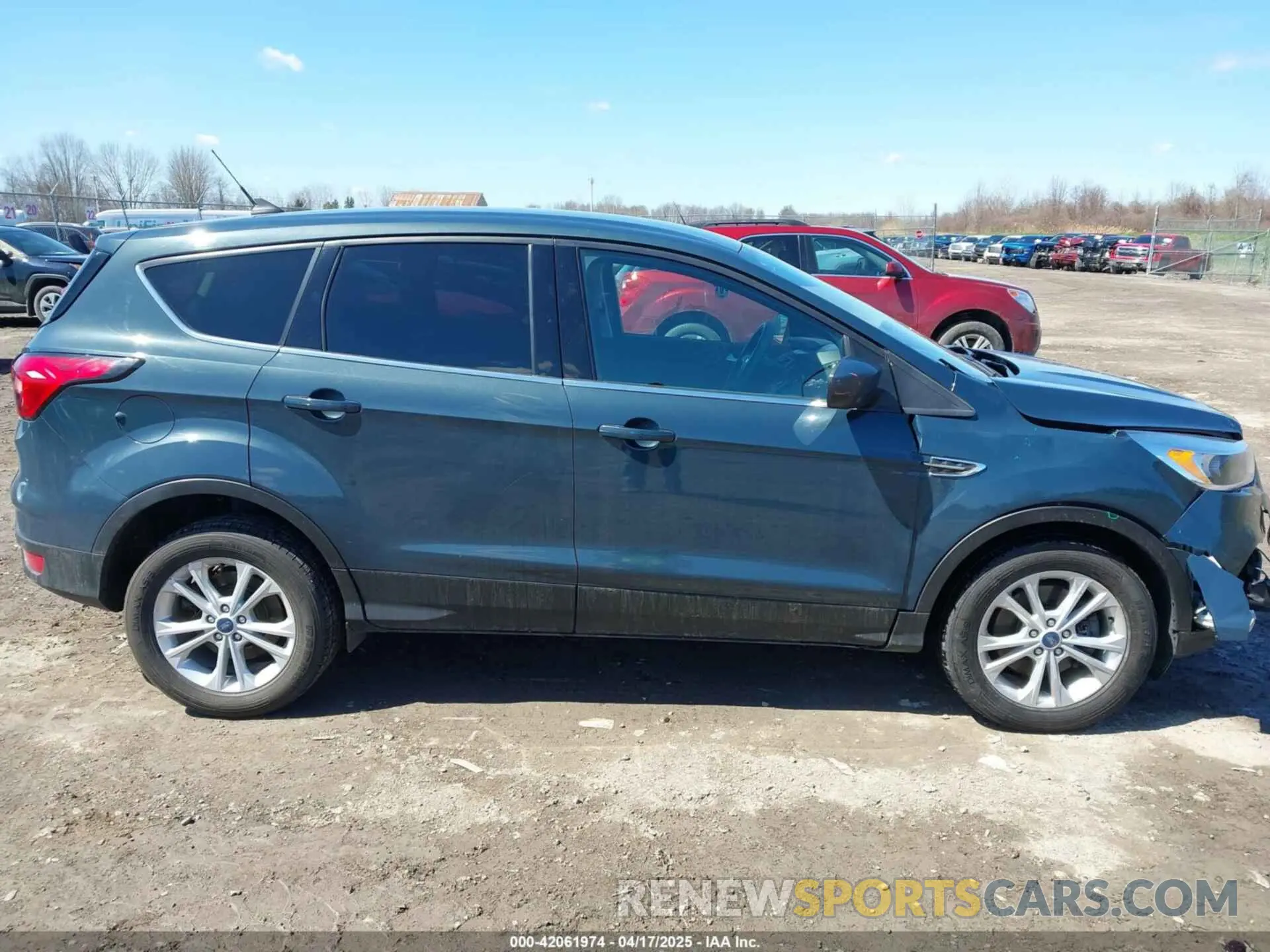 13 Фотография поврежденного автомобиля 1FMCU9GDXKUC06609 FORD ESCAPE 2019