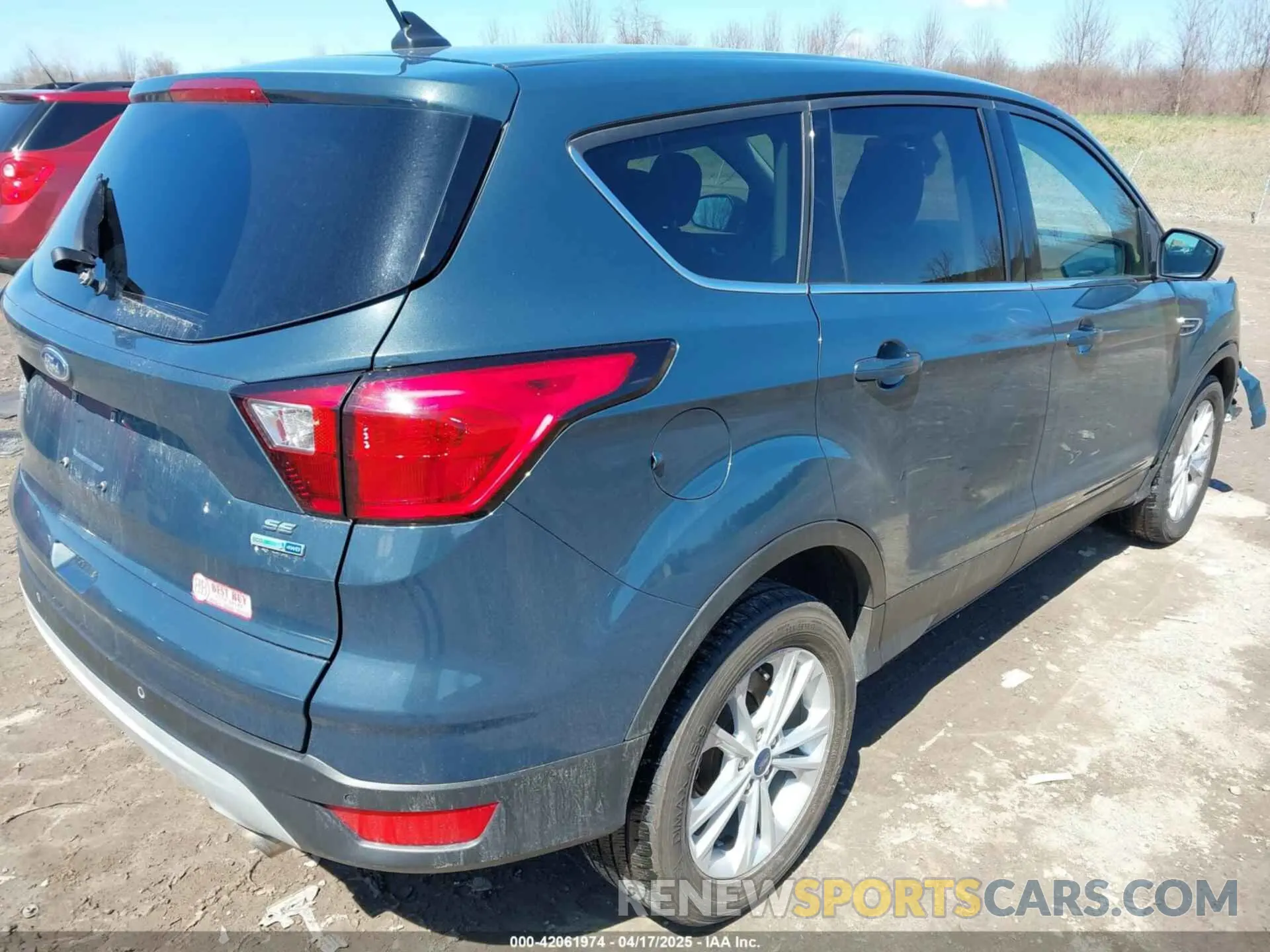4 Фотография поврежденного автомобиля 1FMCU9GDXKUC06609 FORD ESCAPE 2019
