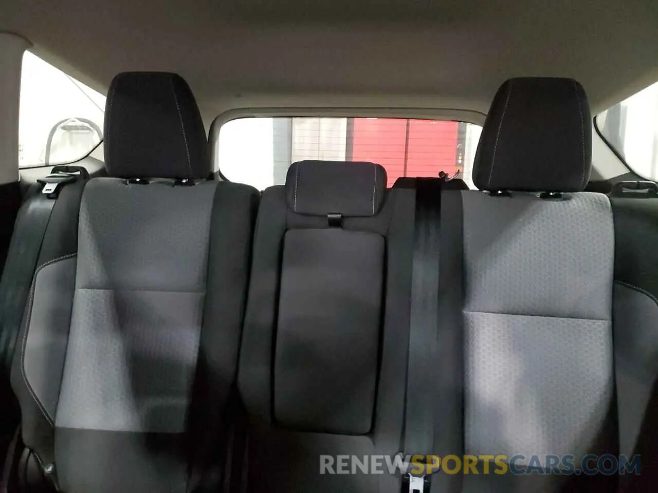 10 Фотография поврежденного автомобиля 1FMCU9GDXKUC34183 FORD ESCAPE 2019