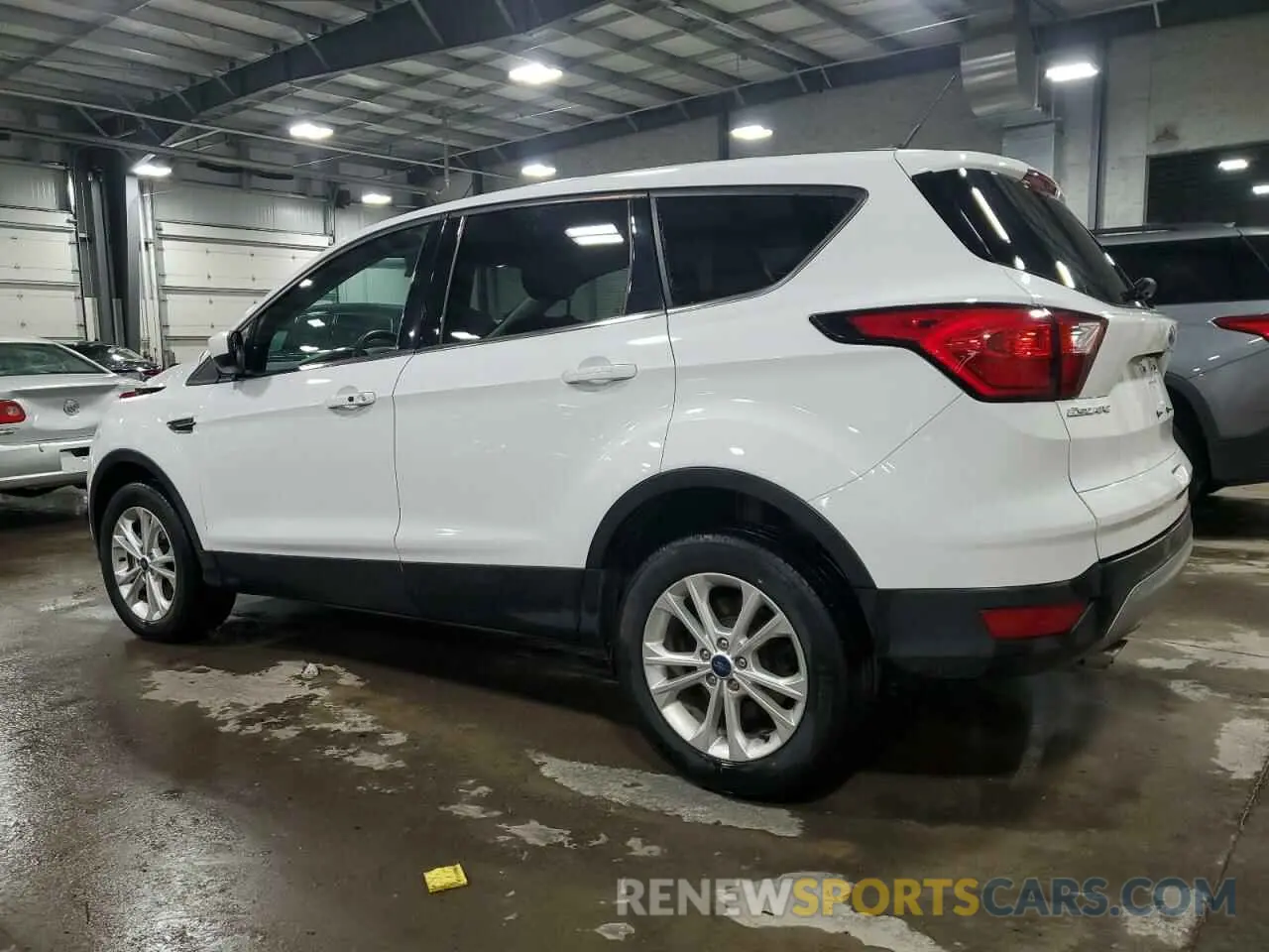 2 Фотография поврежденного автомобиля 1FMCU9GDXKUC34183 FORD ESCAPE 2019