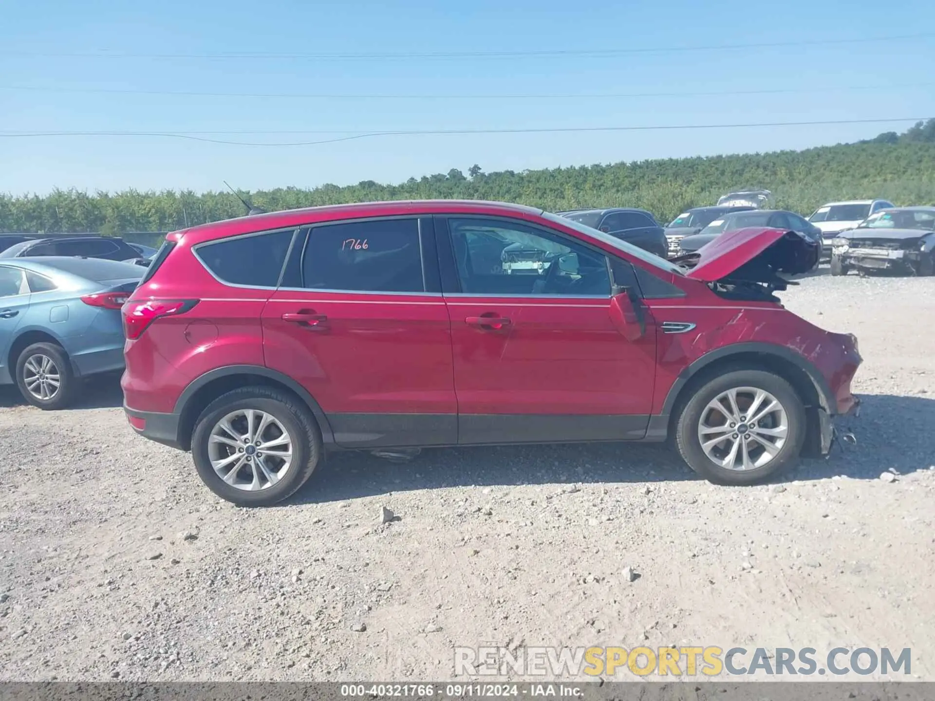 13 Фотография поврежденного автомобиля 1FMCU9GDXKUC36208 FORD ESCAPE 2019