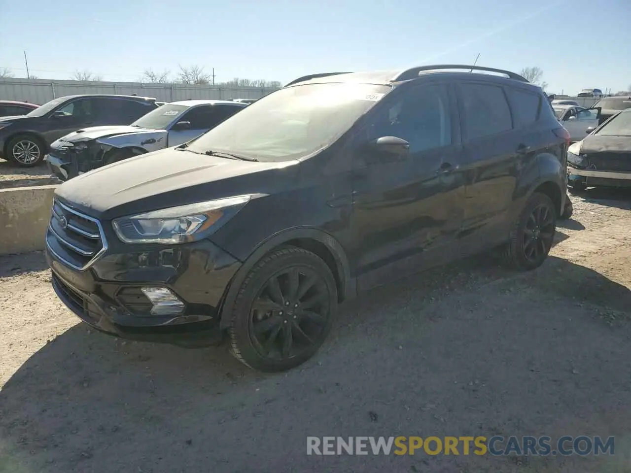 1 Photograph of a damaged car 1FMCU9GDXKUC56619 FORD ESCAPE 2019