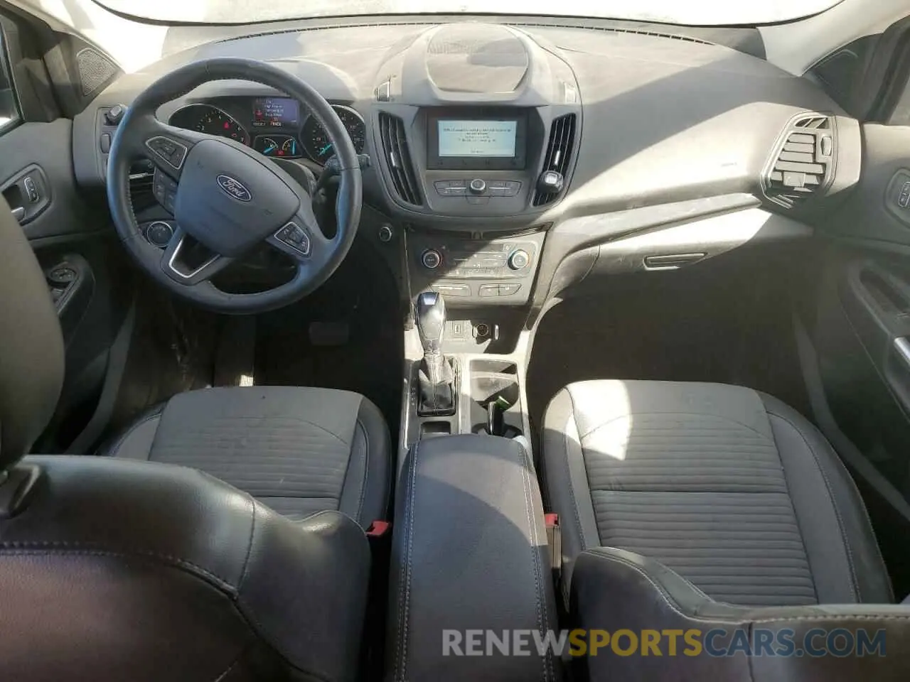 8 Photograph of a damaged car 1FMCU9GDXKUC56619 FORD ESCAPE 2019