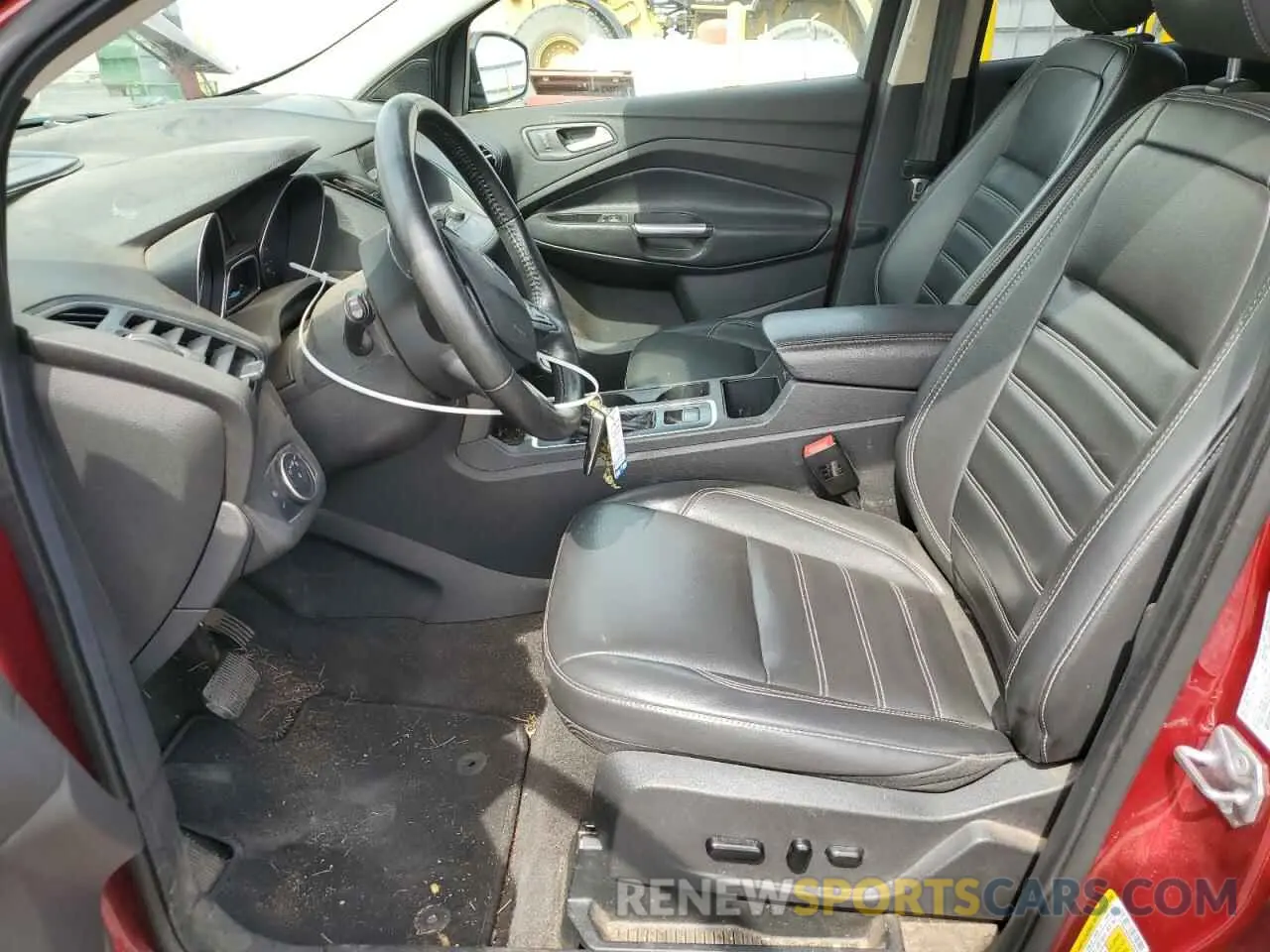 7 Photograph of a damaged car 1FMCU9HD0KUB05853 FORD ESCAPE 2019
