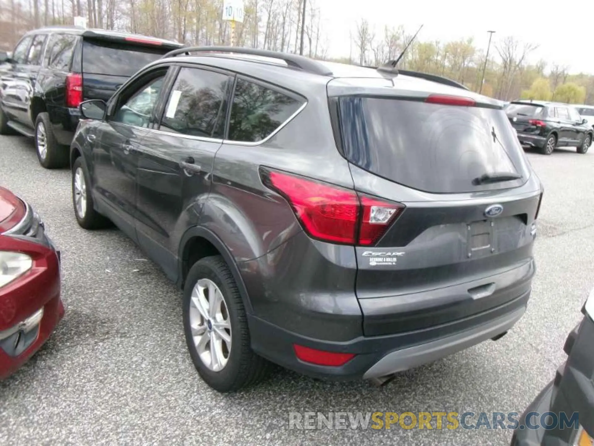 13 Photograph of a damaged car 1FMCU9HD0KUB11765 FORD ESCAPE 2019