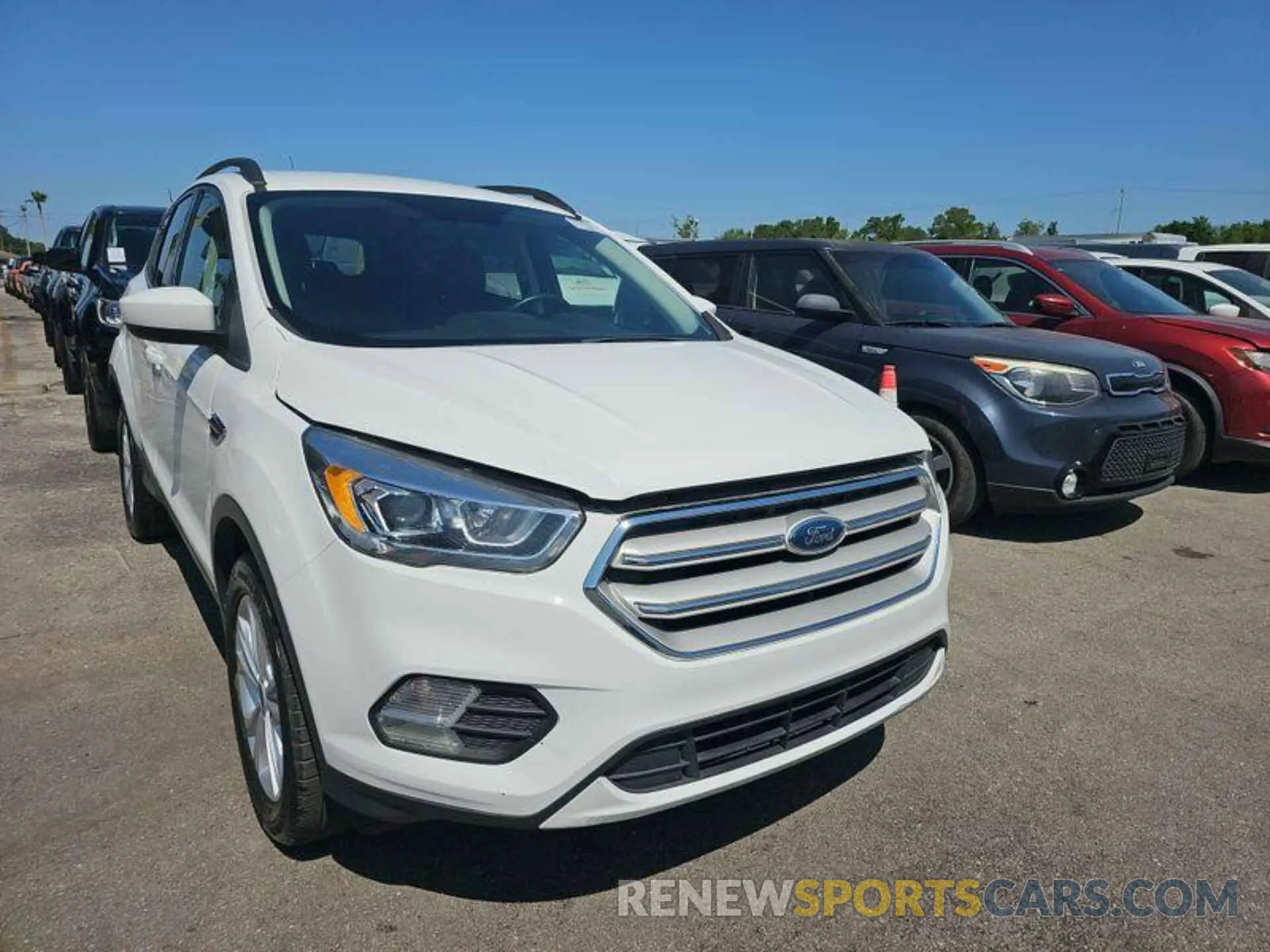 9 Фотография поврежденного автомобиля 1FMCU9HD1KUC35933 FORD ESCAPE 2019
