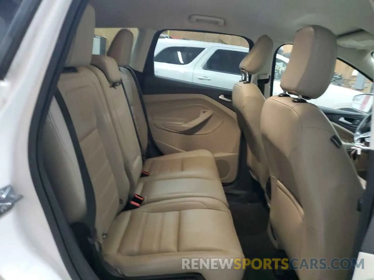11 Photograph of a damaged car 1FMCU9HD2KUA16706 FORD ESCAPE 2019