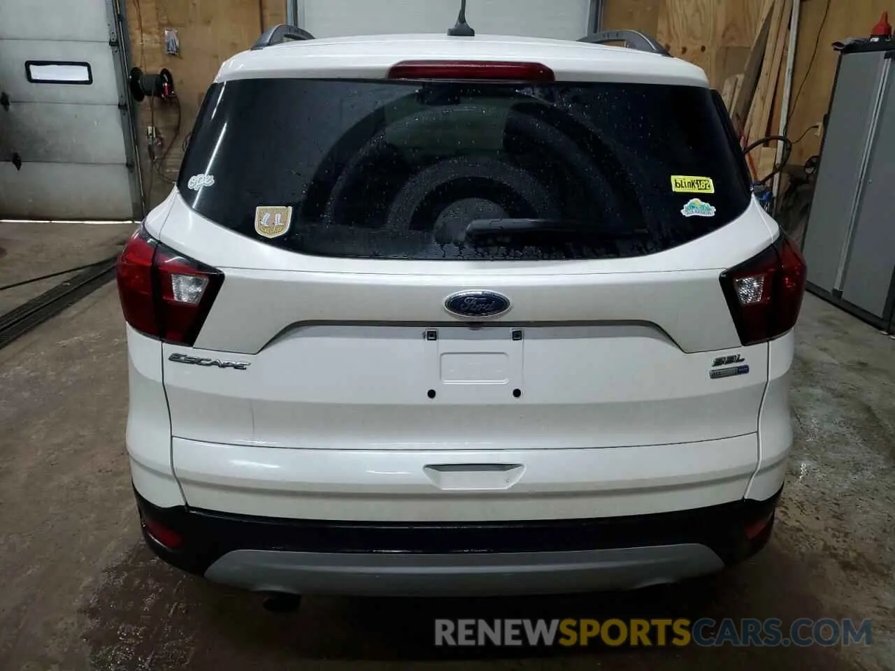 6 Photograph of a damaged car 1FMCU9HD2KUA16706 FORD ESCAPE 2019