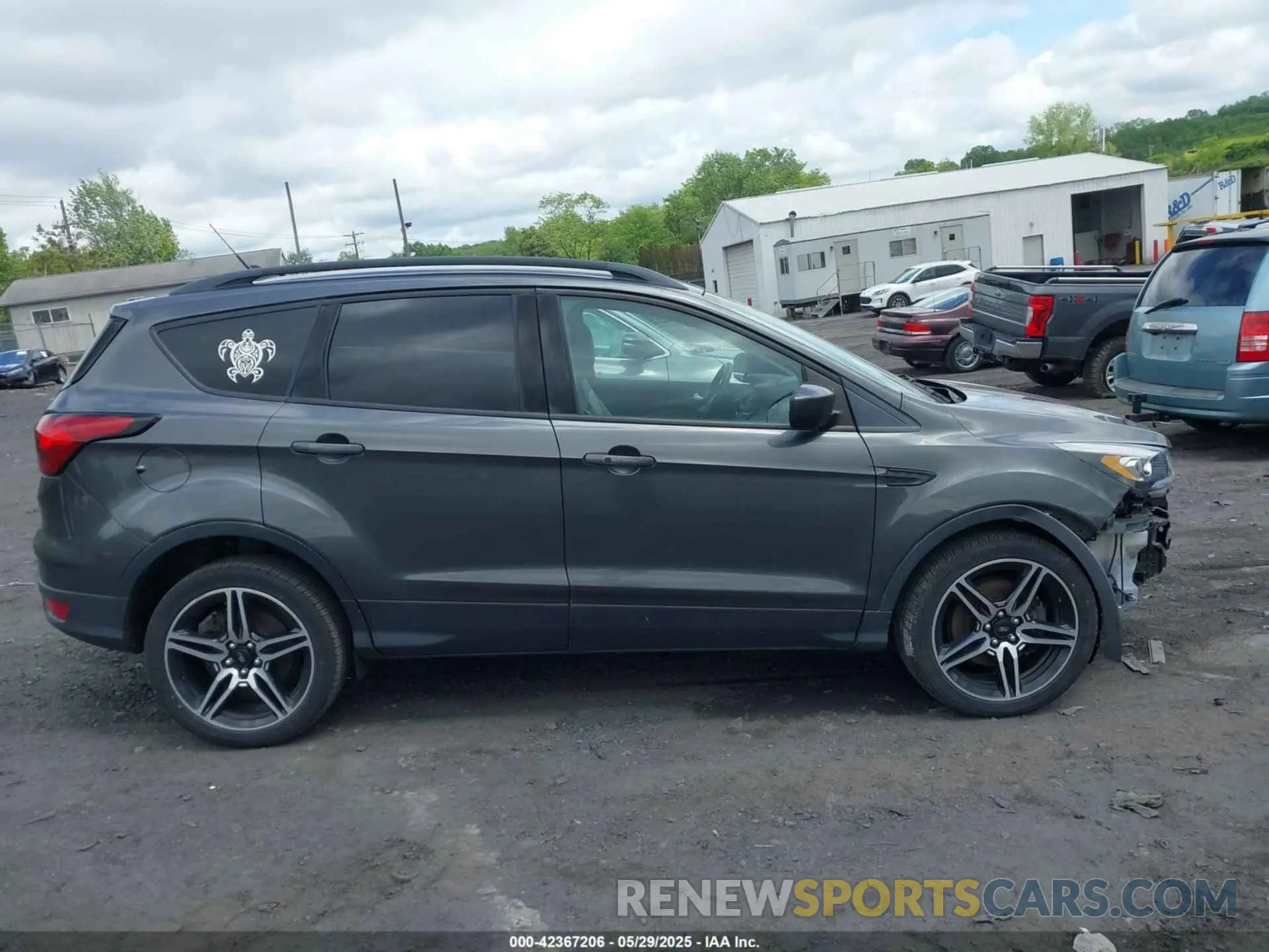 13 Photograph of a damaged car 1FMCU9HD2KUA73231 FORD ESCAPE 2019