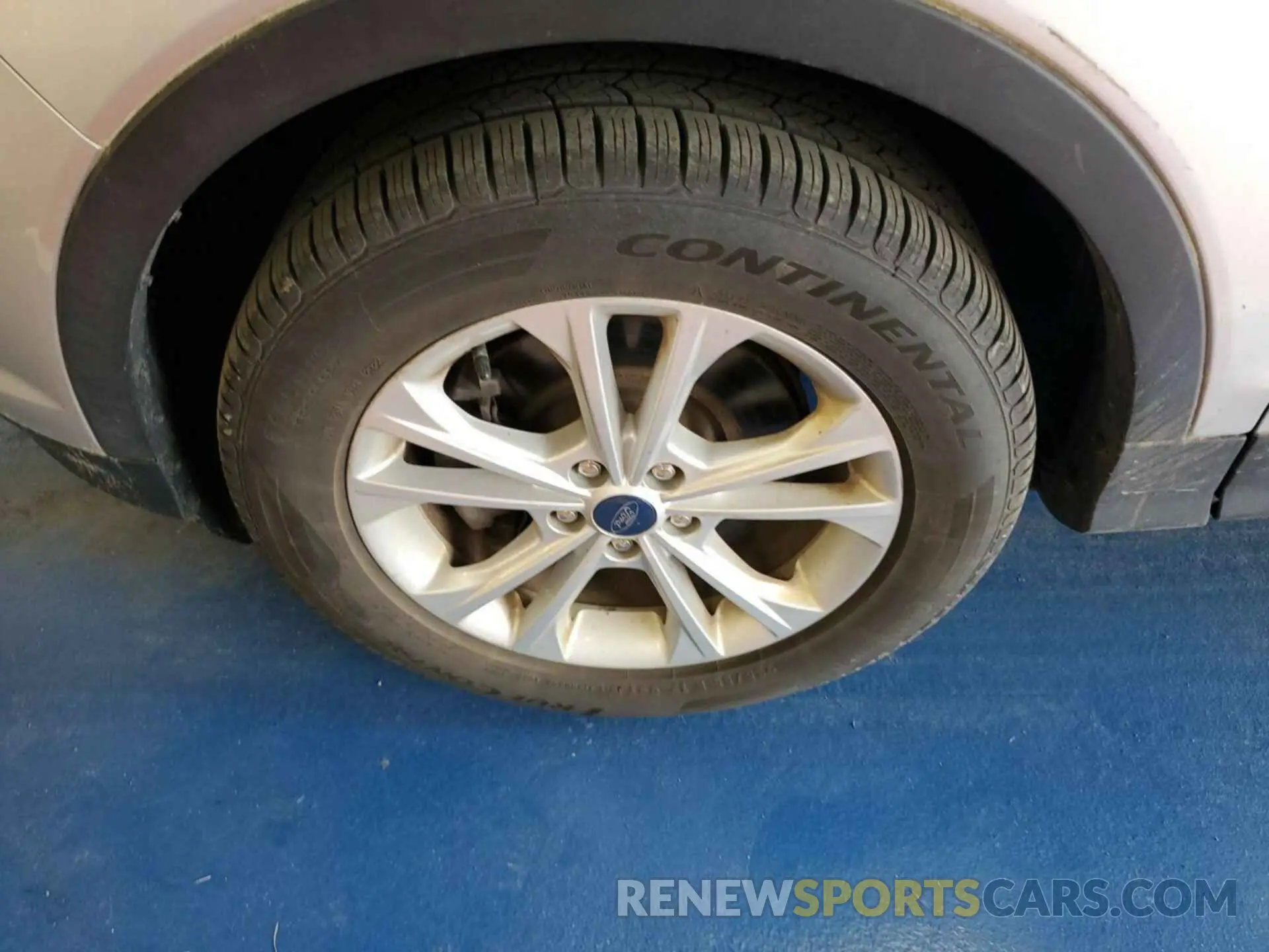 20 Фотография поврежденного автомобиля 1FMCU9HD2KUB11752 FORD ESCAPE 2019