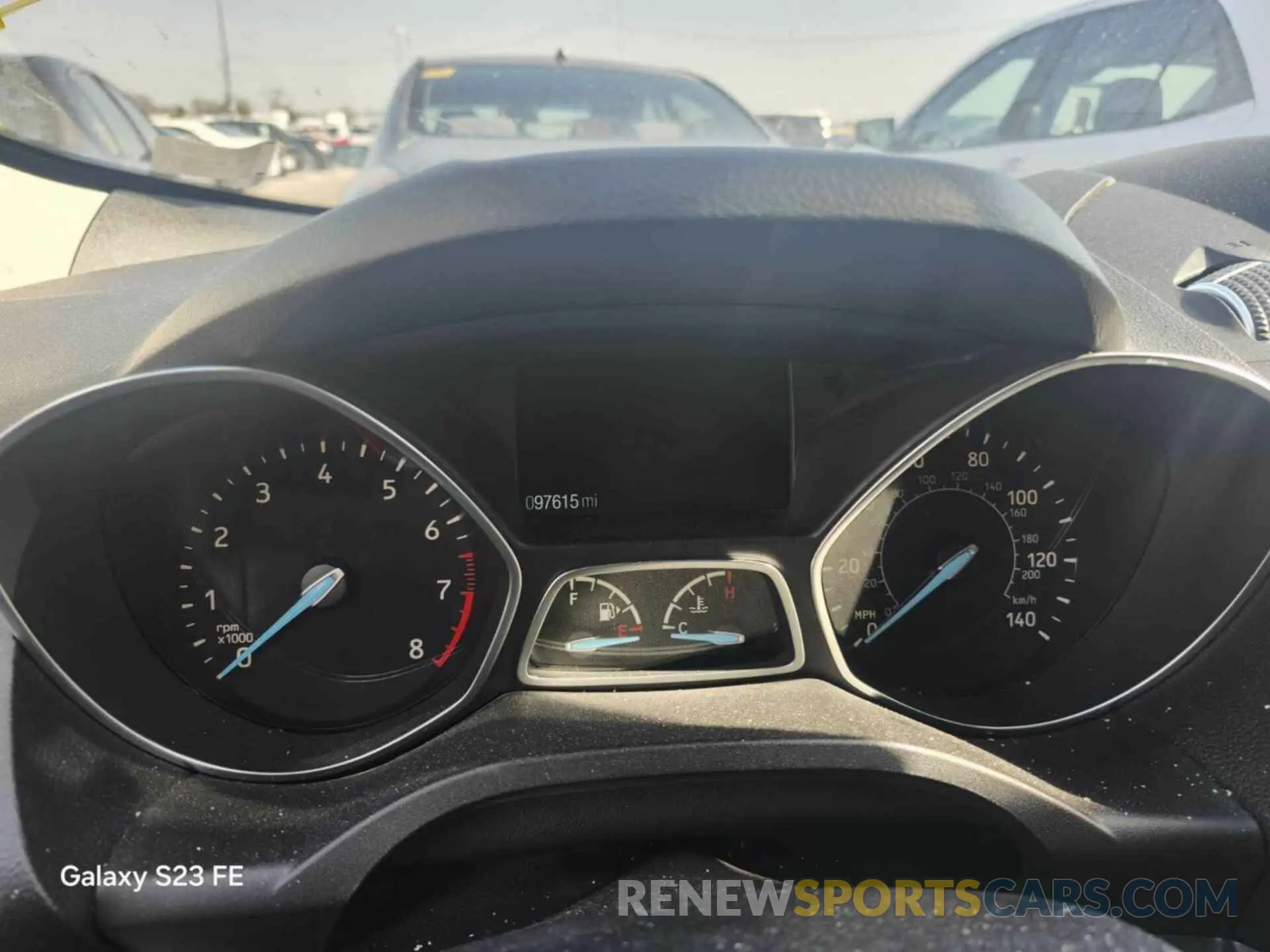 20 Фотография поврежденного автомобиля 1FMCU9HD2KUB11881 FORD ESCAPE 2019