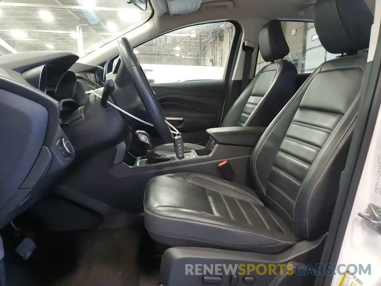 7 Photograph of a damaged car 1FMCU9HD2KUB24274 FORD ESCAPE 2019