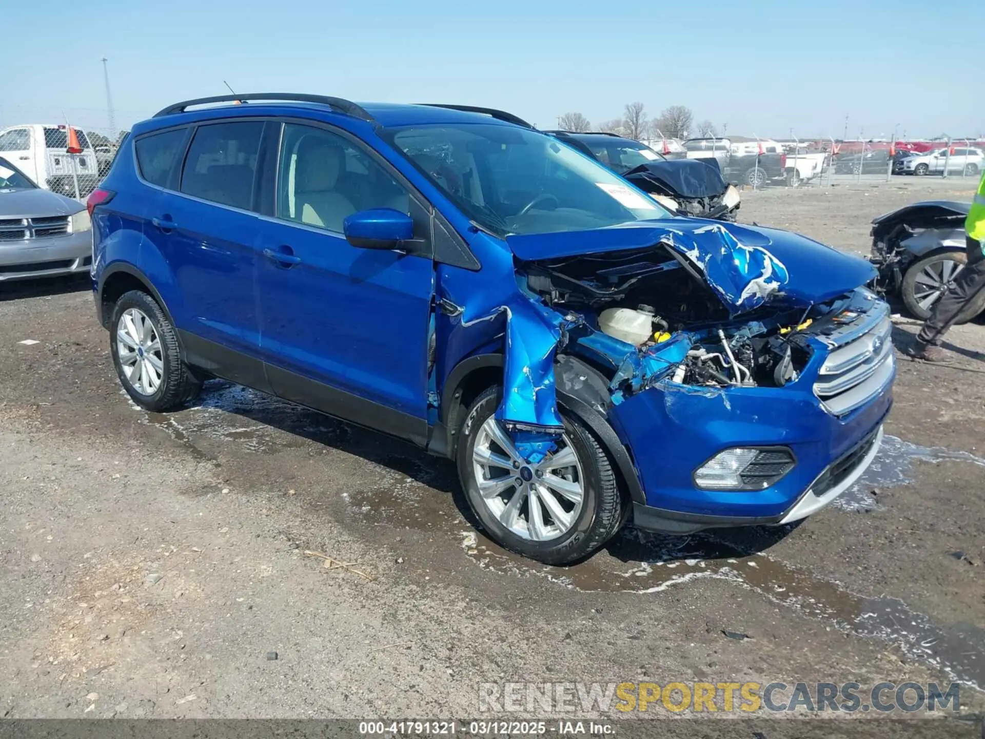 1 Photograph of a damaged car 1FMCU9HD2KUB52835 FORD ESCAPE 2019