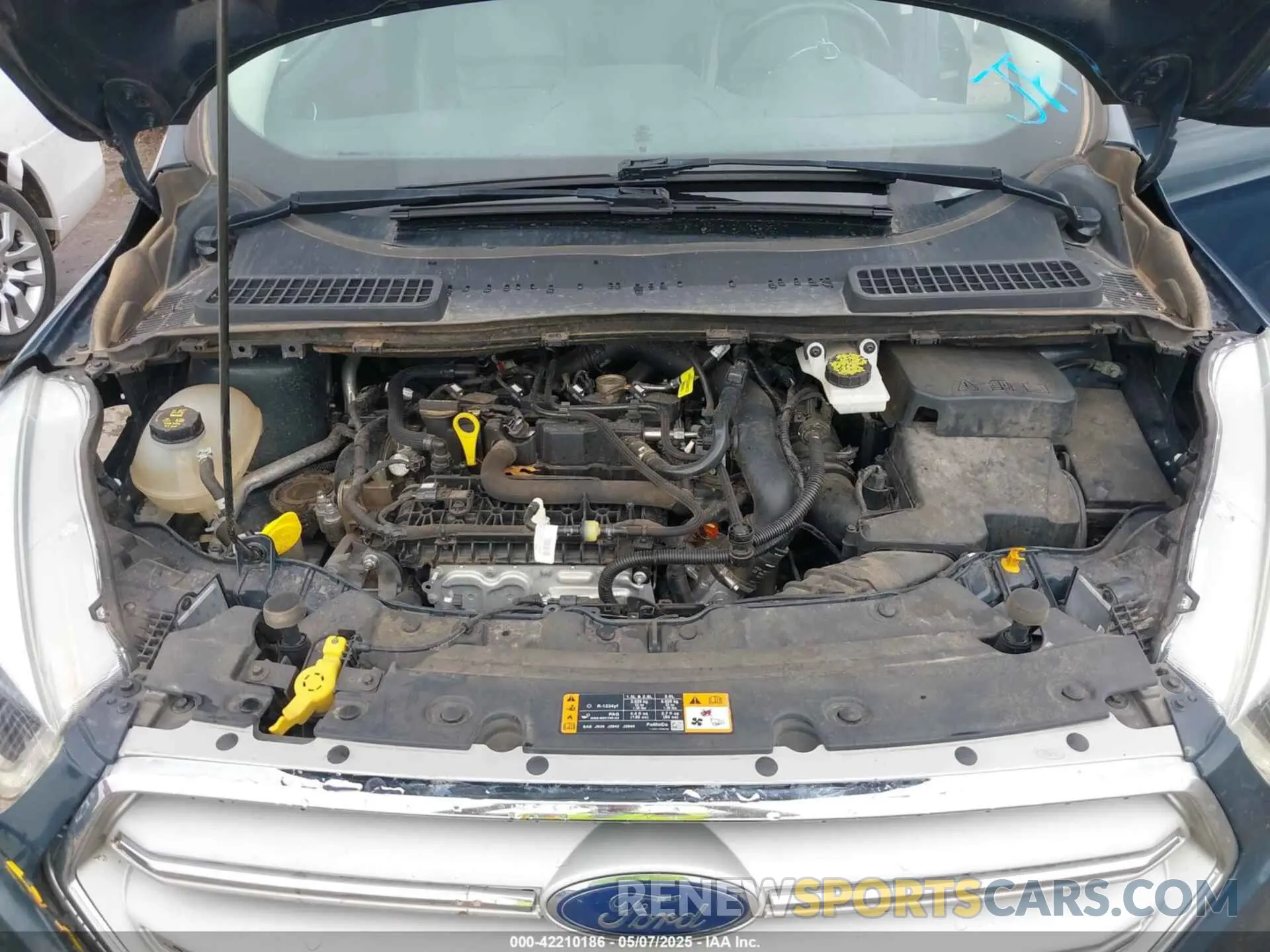 10 Photograph of a damaged car 1FMCU9HD3KUA97893 FORD ESCAPE 2019