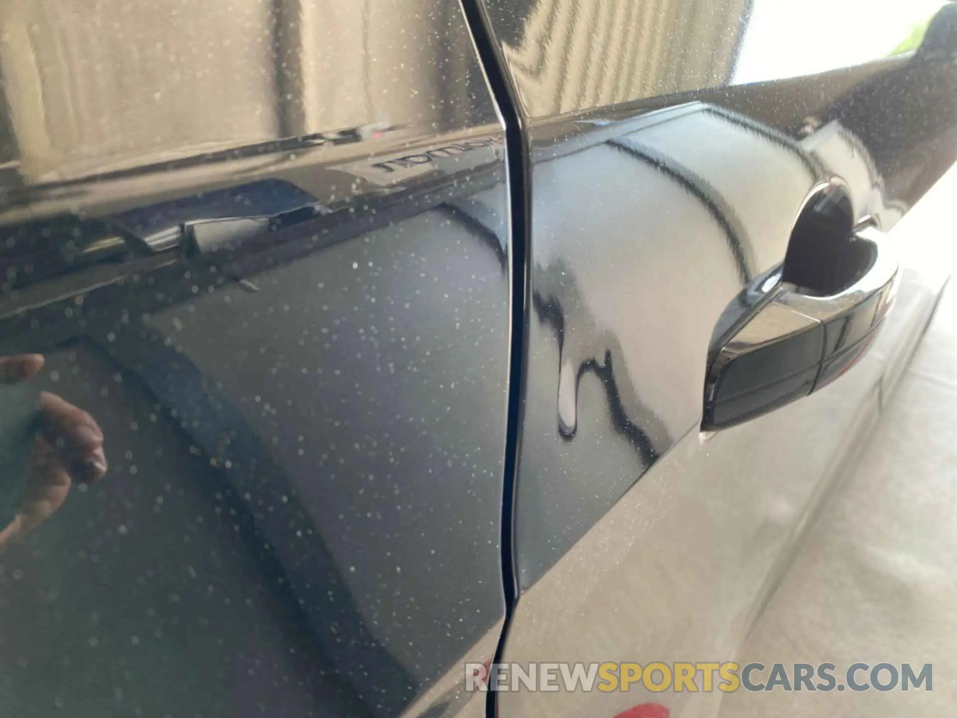 5 Photograph of a damaged car 1FMCU9HD3KUB82409 FORD ESCAPE 2019