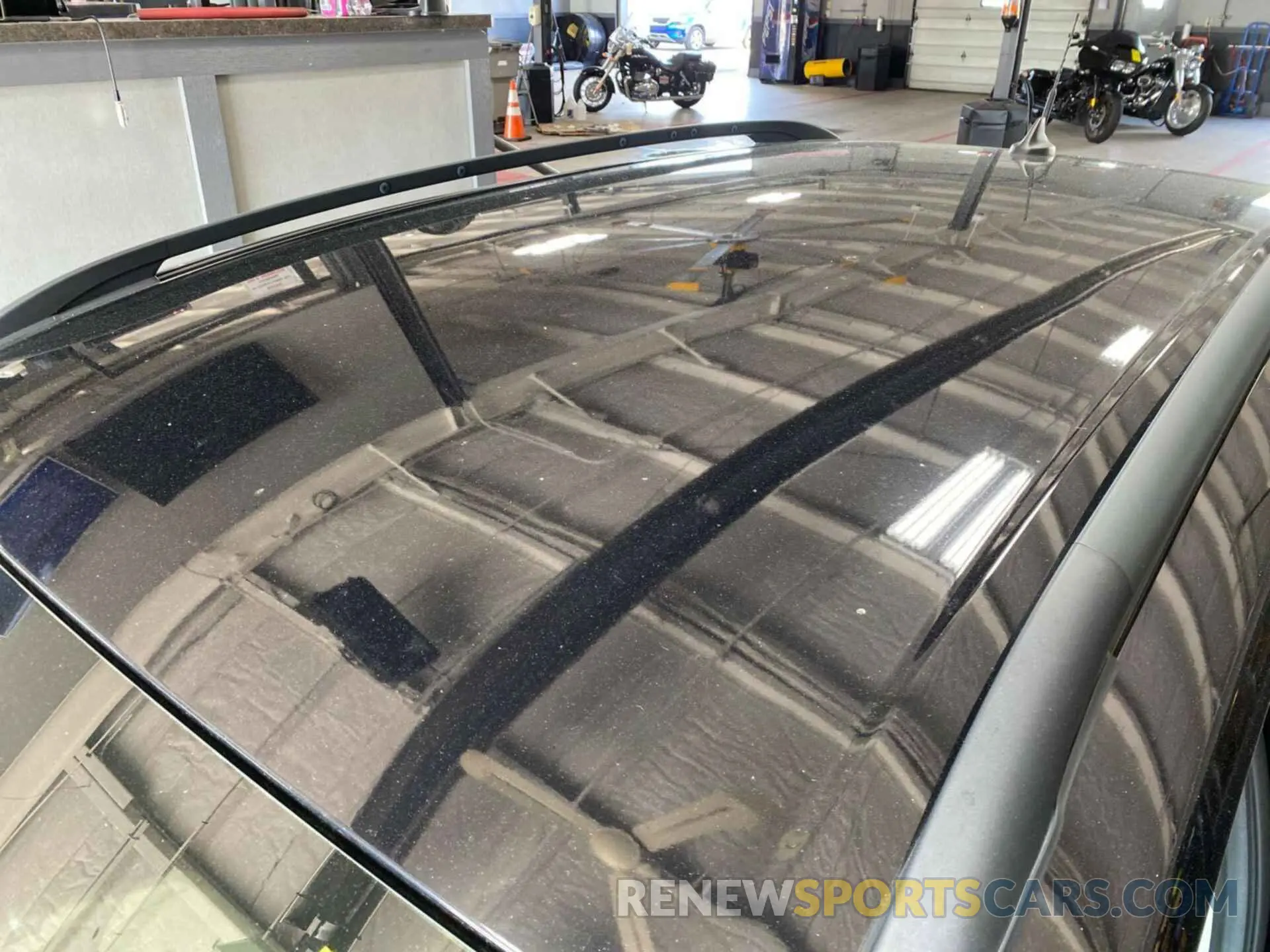 6 Photograph of a damaged car 1FMCU9HD3KUB82409 FORD ESCAPE 2019
