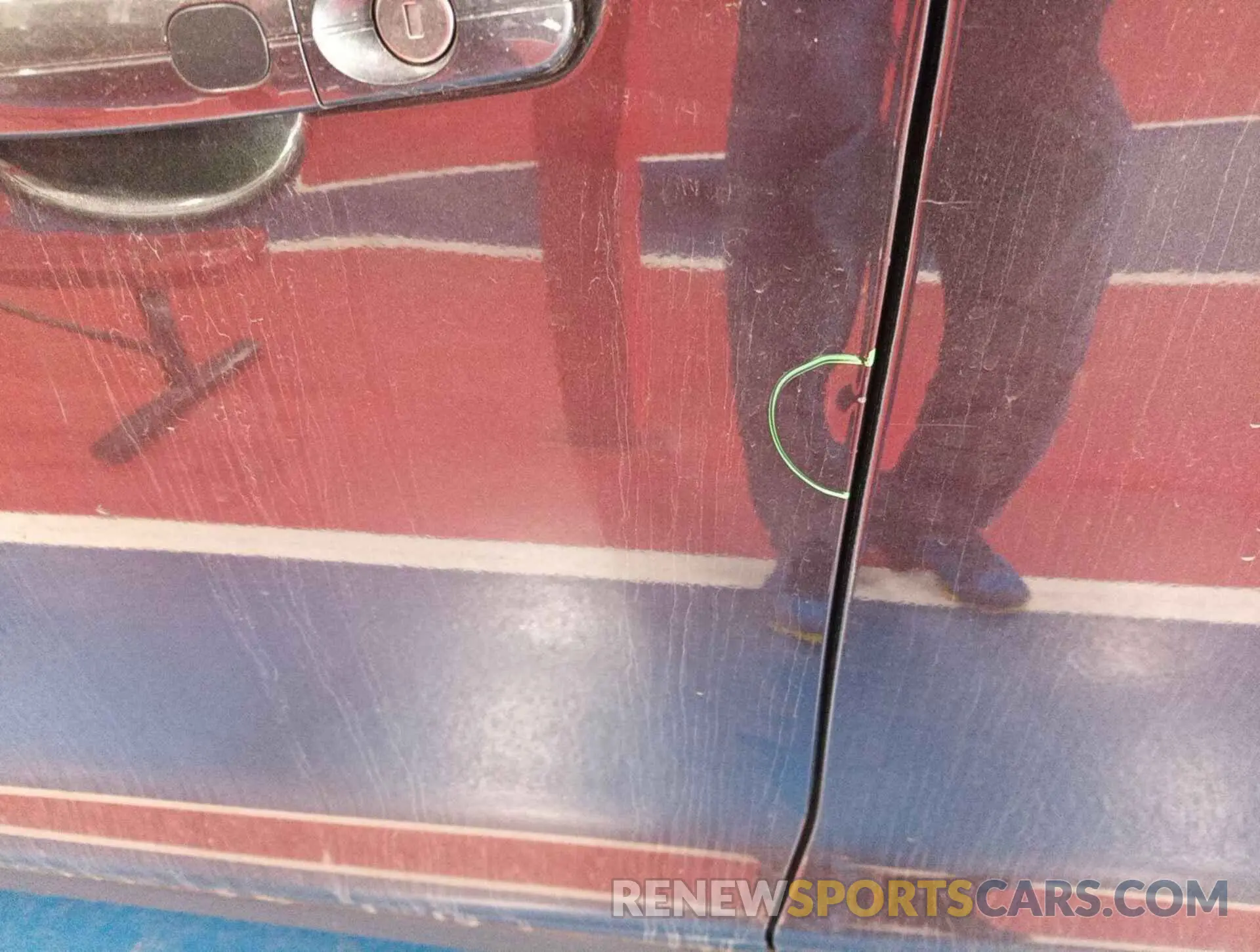 17 Photograph of a damaged car 1FMCU9HD3KUB89148 FORD ESCAPE 2019
