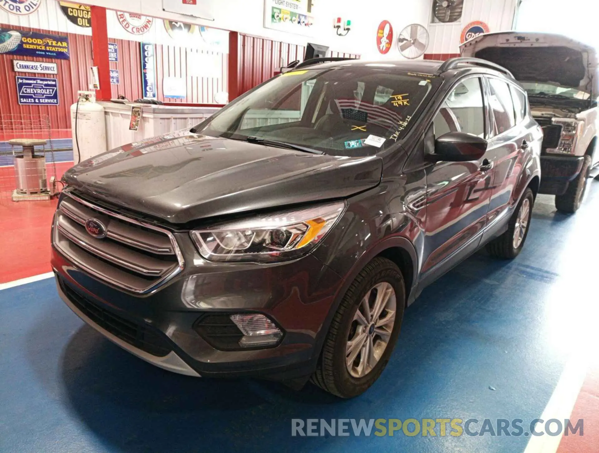 24 Photograph of a damaged car 1FMCU9HD3KUB89148 FORD ESCAPE 2019