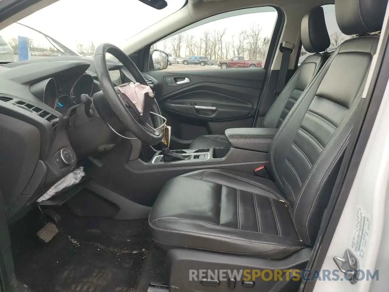 7 Photograph of a damaged car 1FMCU9HD4KUA12656 FORD ESCAPE 2019