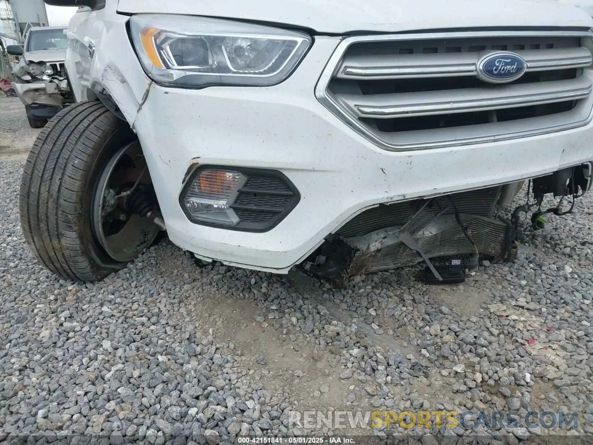 6 Photograph of a damaged car 1FMCU9HD4KUA88085 FORD ESCAPE 2019
