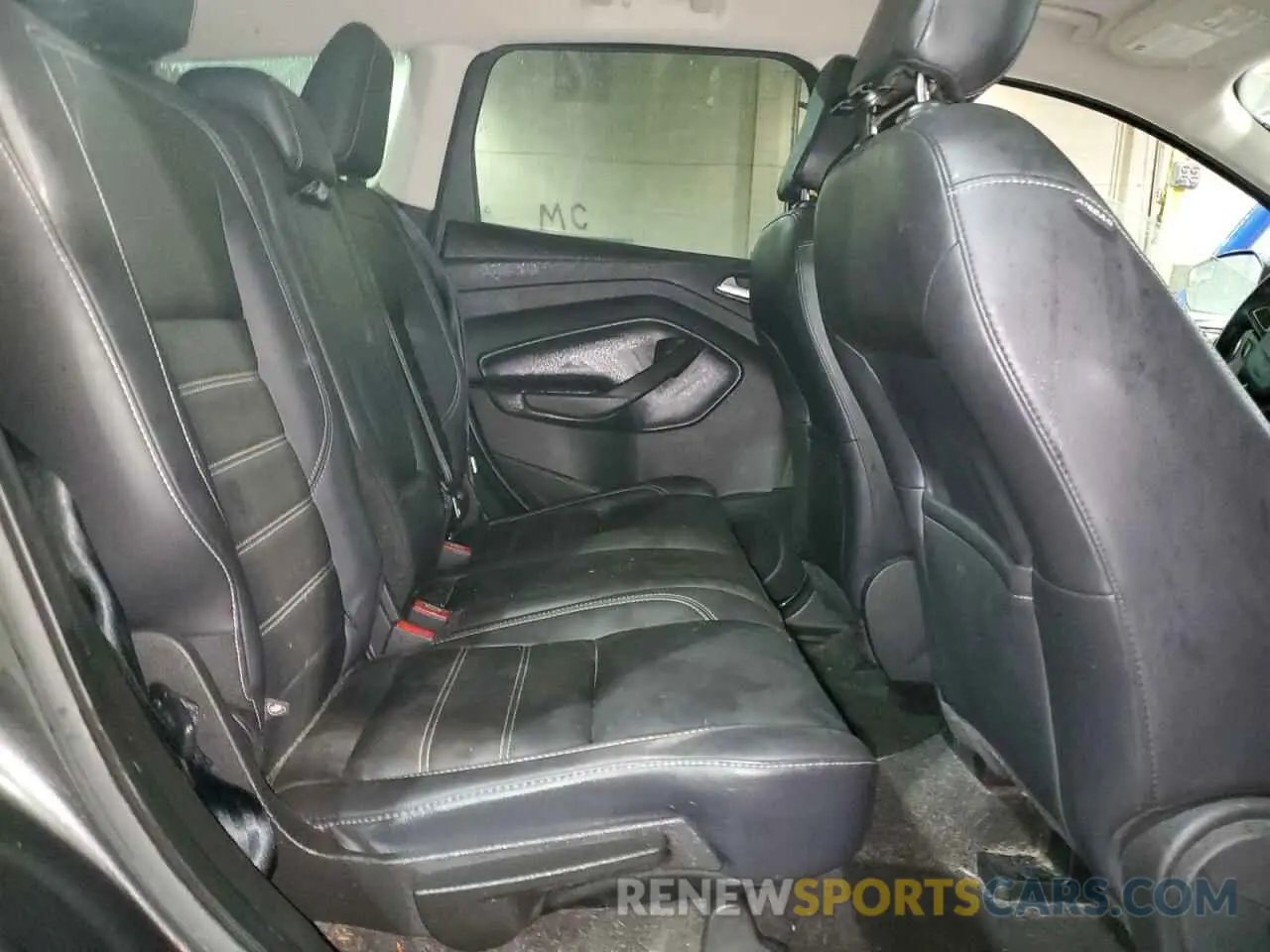 11 Photograph of a damaged car 1FMCU9HD4KUC51365 FORD ESCAPE 2019