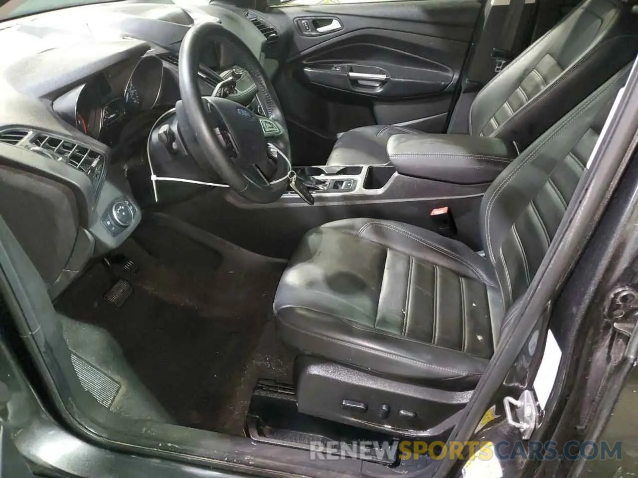 7 Photograph of a damaged car 1FMCU9HD4KUC51365 FORD ESCAPE 2019