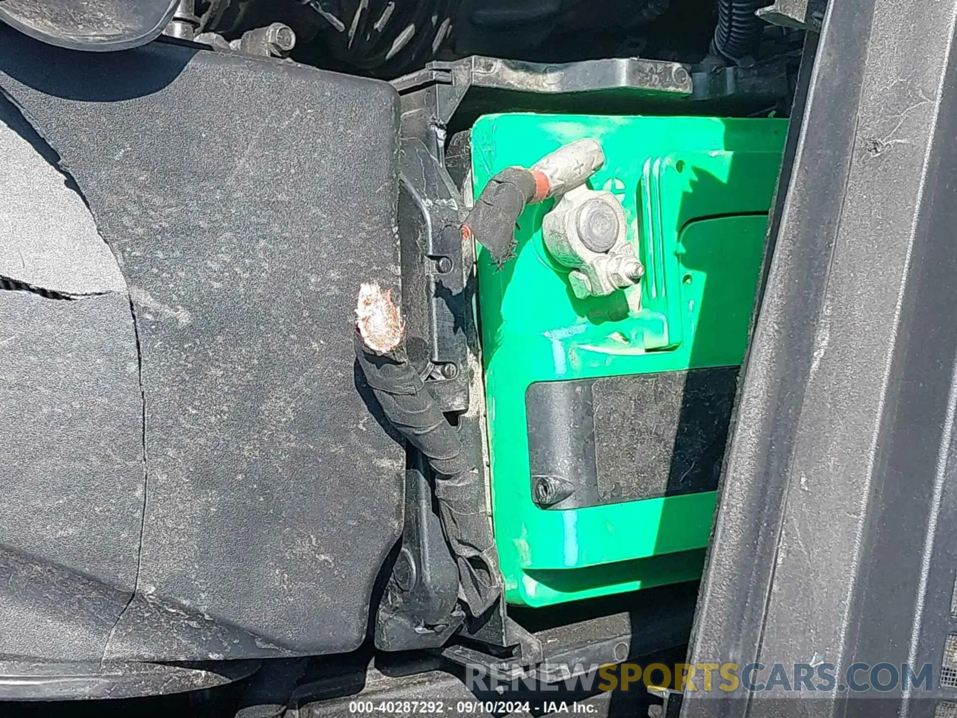 17 Фотография поврежденного автомобиля 1FMCU9HD5KUA01097 FORD ESCAPE 2019
