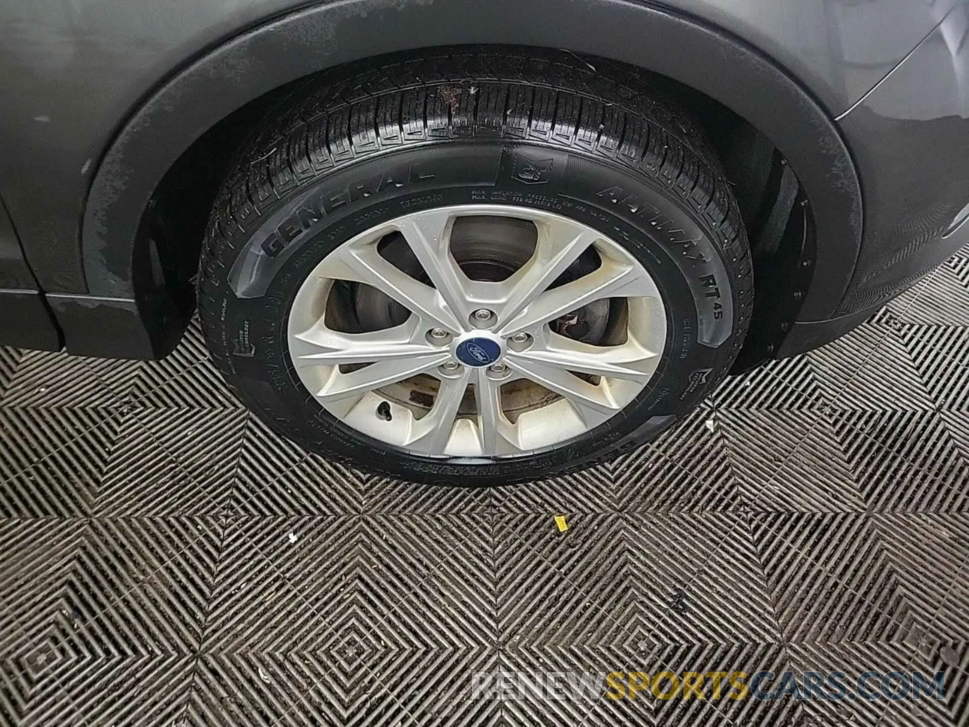 26 Фотография поврежденного автомобиля 1FMCU9HD5KUA48176 FORD ESCAPE 2019