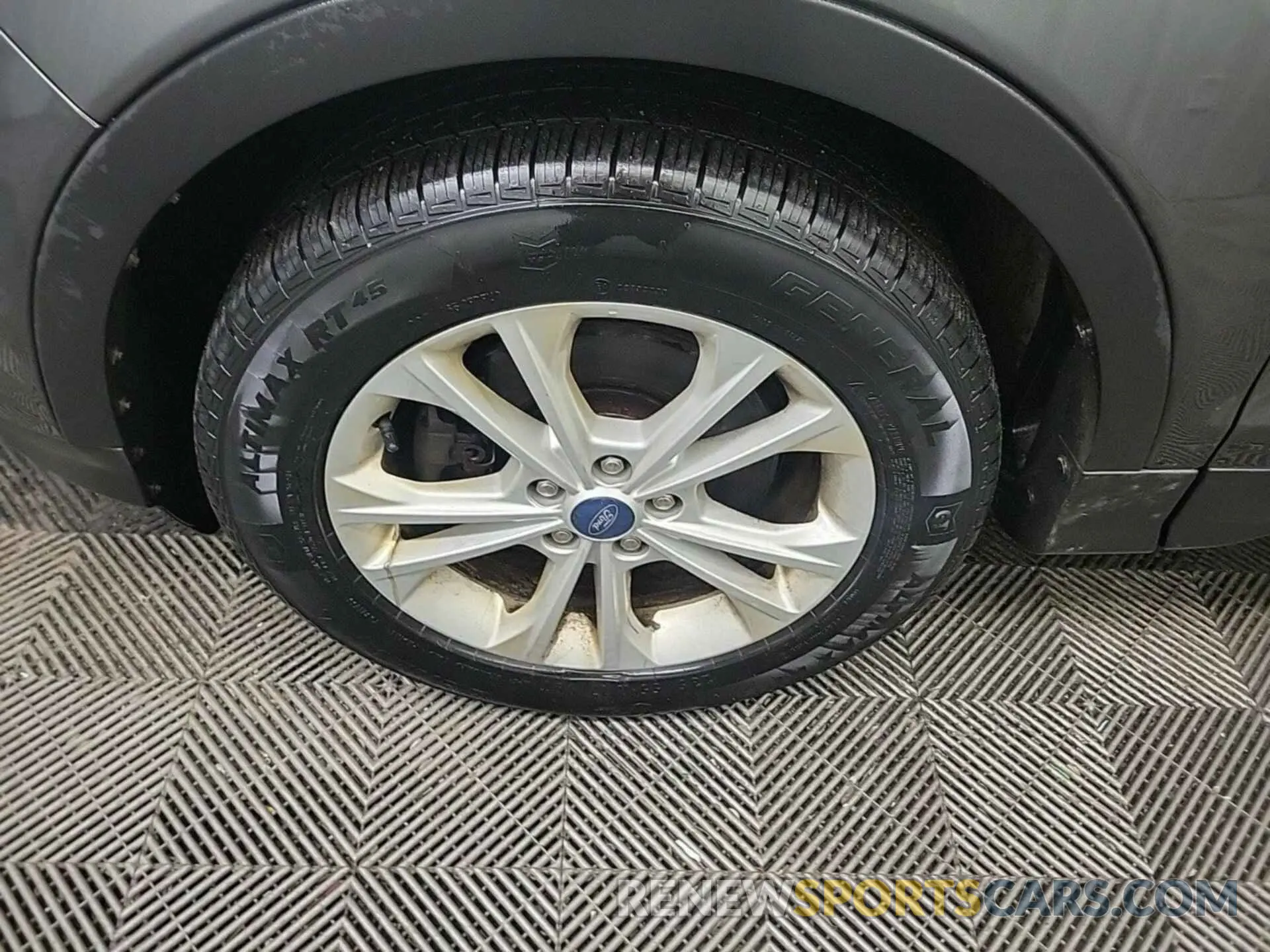 45 Фотография поврежденного автомобиля 1FMCU9HD5KUA48176 FORD ESCAPE 2019
