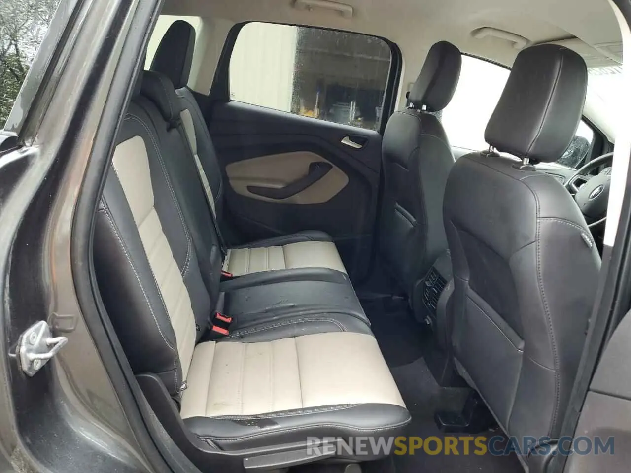 11 Photograph of a damaged car 1FMCU9HD5KUB18033 FORD ESCAPE 2019