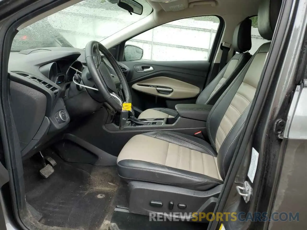 7 Photograph of a damaged car 1FMCU9HD5KUB18033 FORD ESCAPE 2019