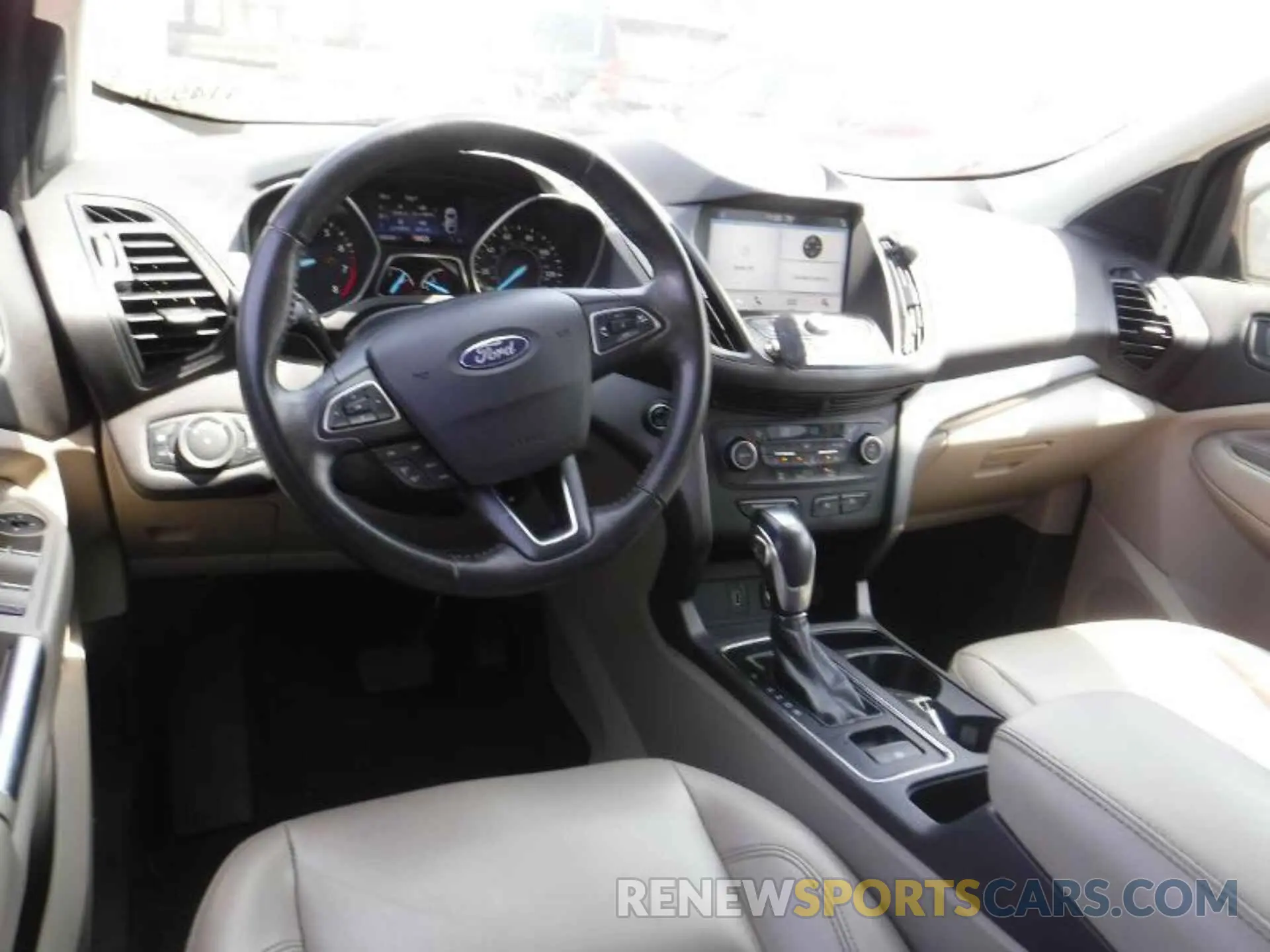 5 Фотография поврежденного автомобиля 1FMCU9HD5KUC07648 FORD ESCAPE 2019