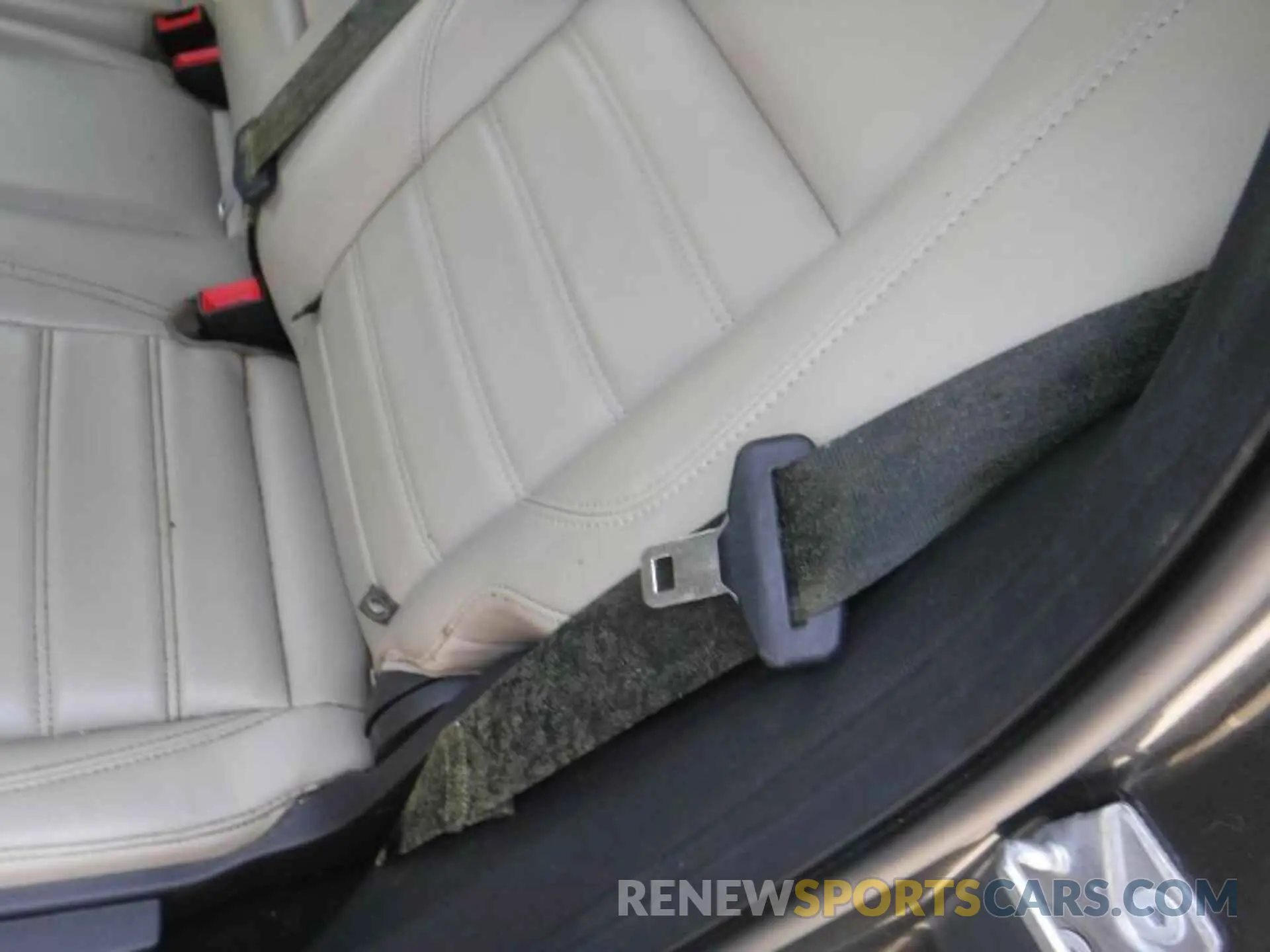 6 Фотография поврежденного автомобиля 1FMCU9HD5KUC07648 FORD ESCAPE 2019