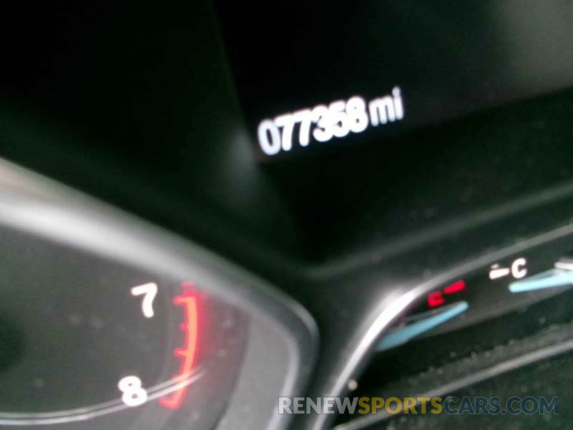 10 Photograph of a damaged car 1FMCU9HD6KUA65522 FORD ESCAPE 2019