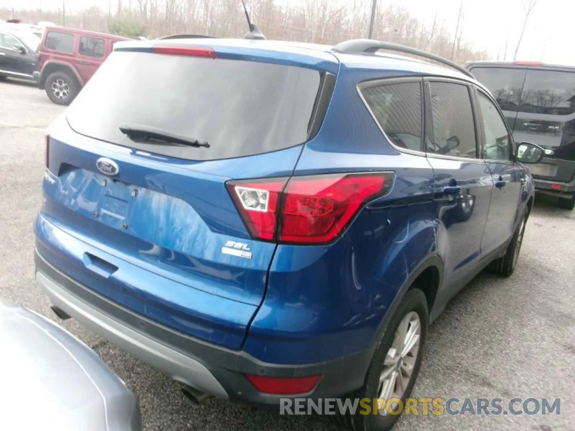 3 Photograph of a damaged car 1FMCU9HD6KUA65522 FORD ESCAPE 2019