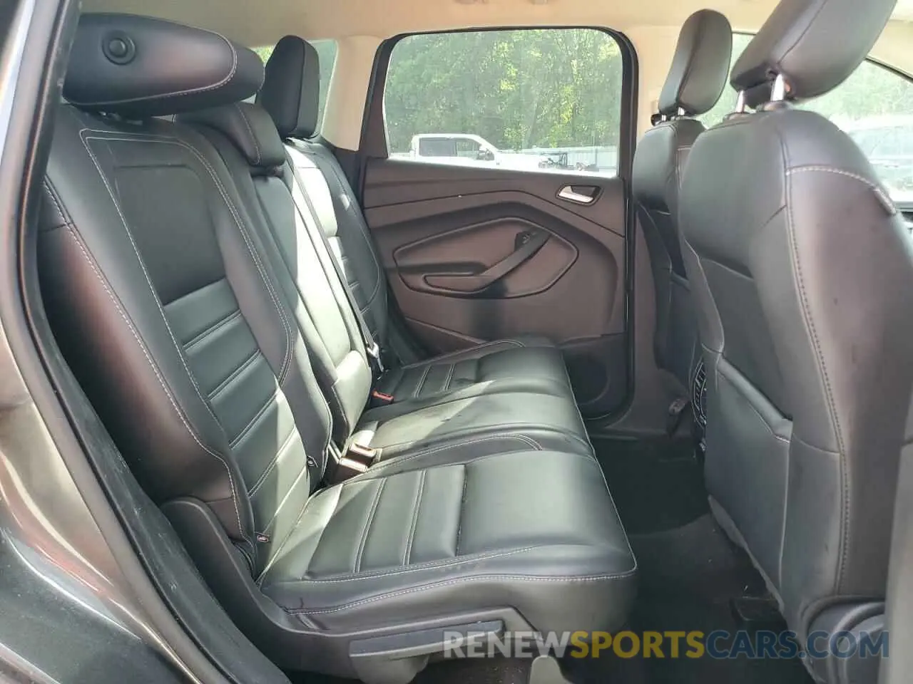 11 Фотография поврежденного автомобиля 1FMCU9HD6KUB04500 FORD ESCAPE 2019