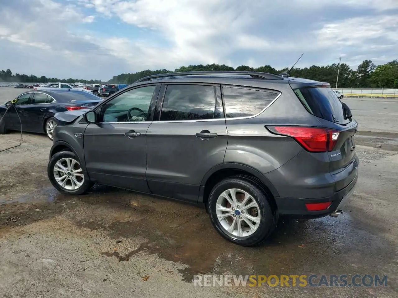 2 Фотография поврежденного автомобиля 1FMCU9HD6KUB04500 FORD ESCAPE 2019
