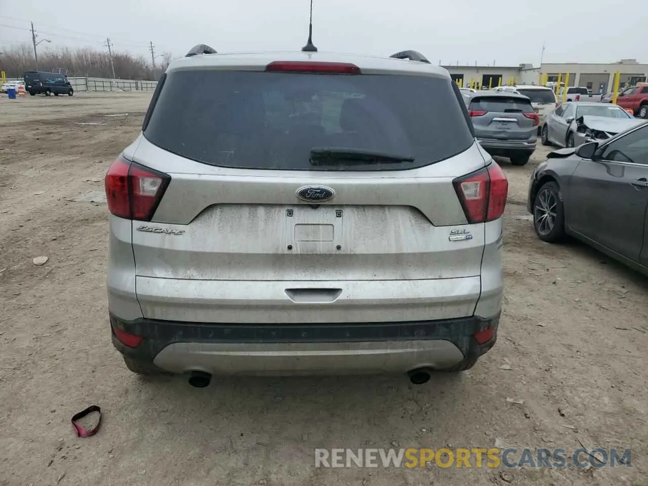 6 Фотография поврежденного автомобиля 1FMCU9HD6KUB24861 FORD ESCAPE 2019